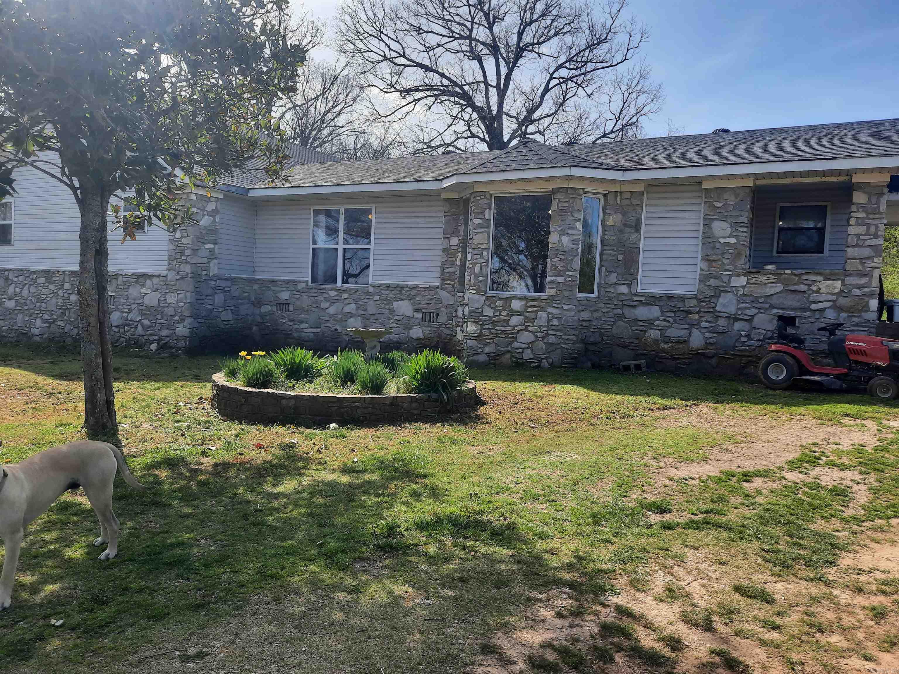 13979 W 66  Mountain View, AR