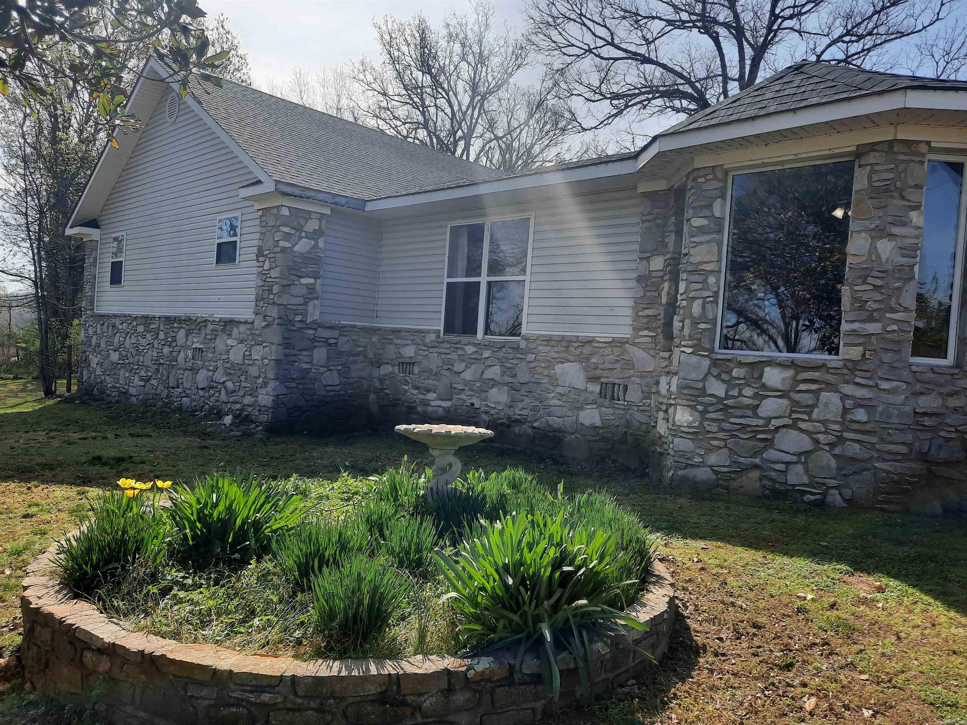 13979 W 66  Mountain View, AR