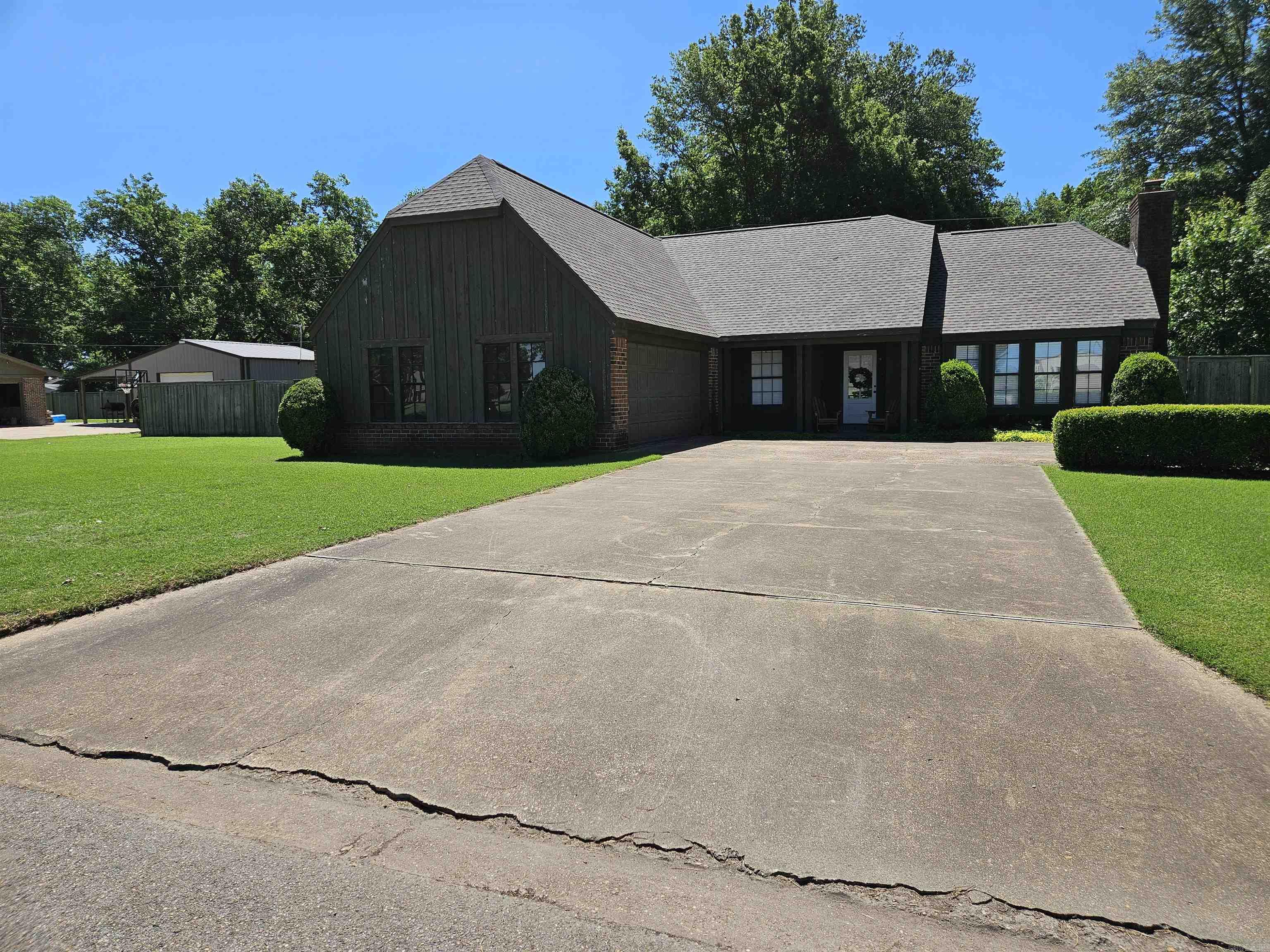 9 Rockefeller Drive Wilson, AR 72395