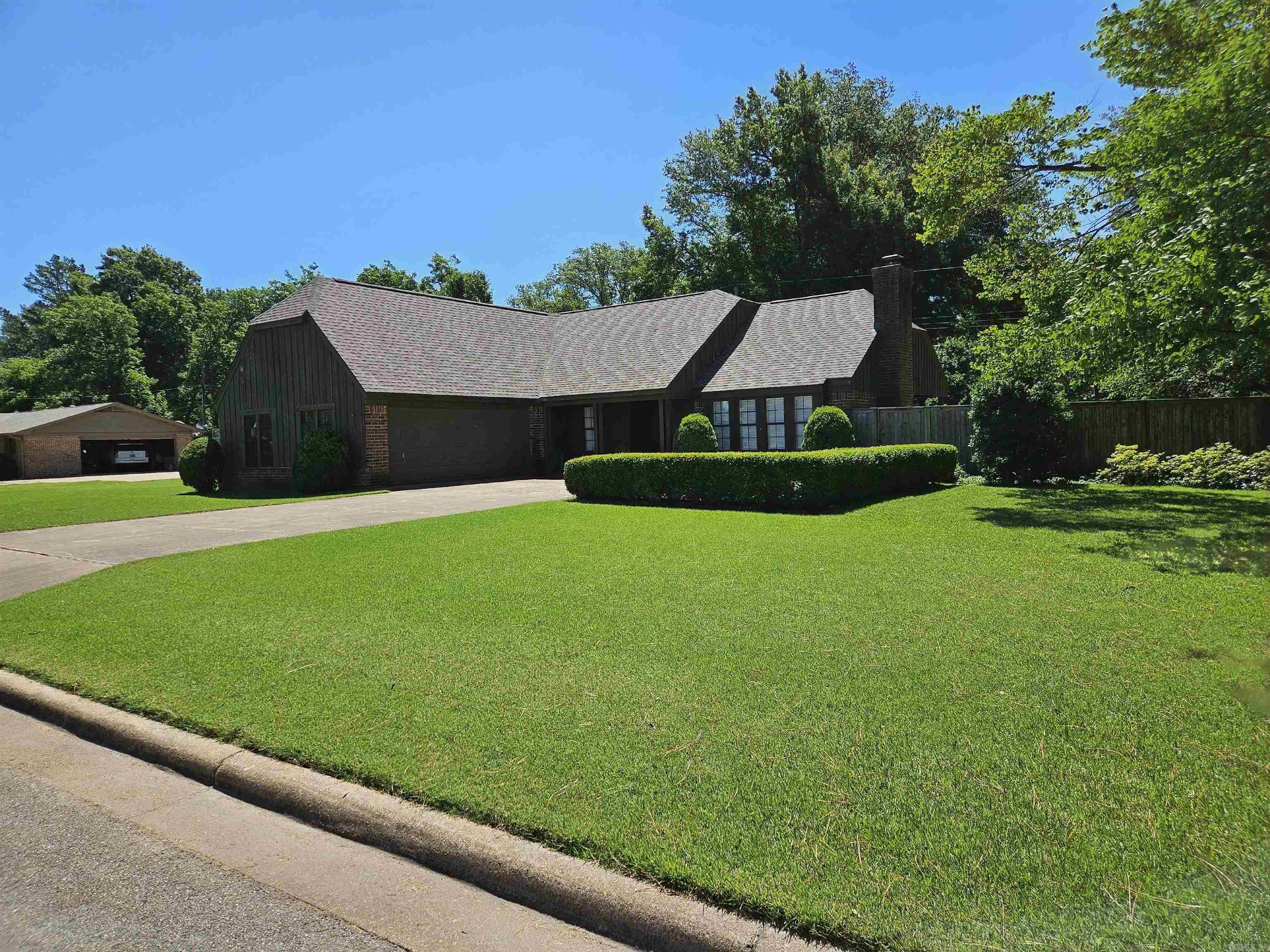 9 Rockefeller Drive Wilson, AR 72395