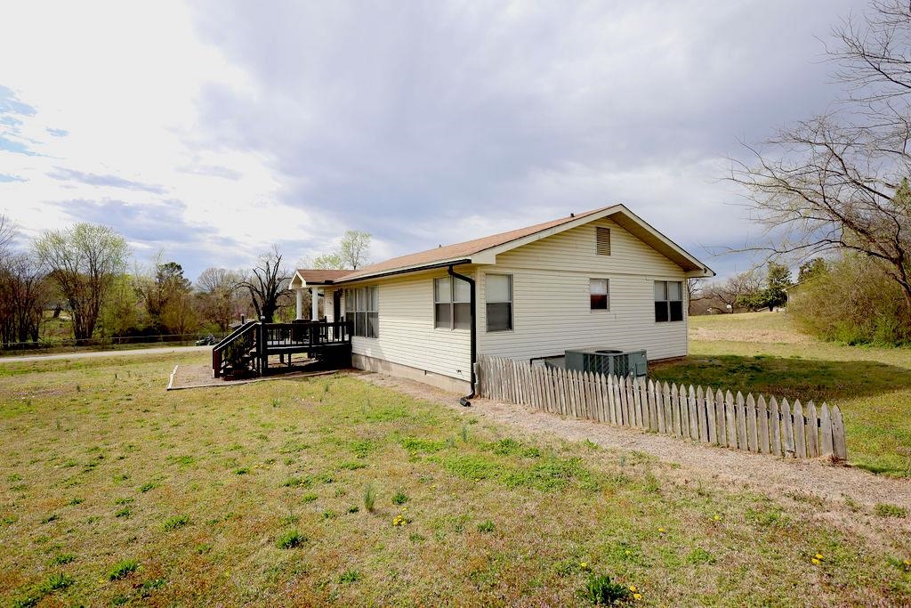 6093  Hwy 62 W  Gassville, AR