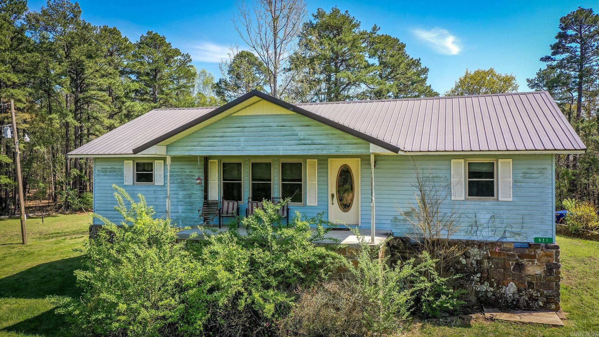 621 W Hwy 336  Clinton, AR