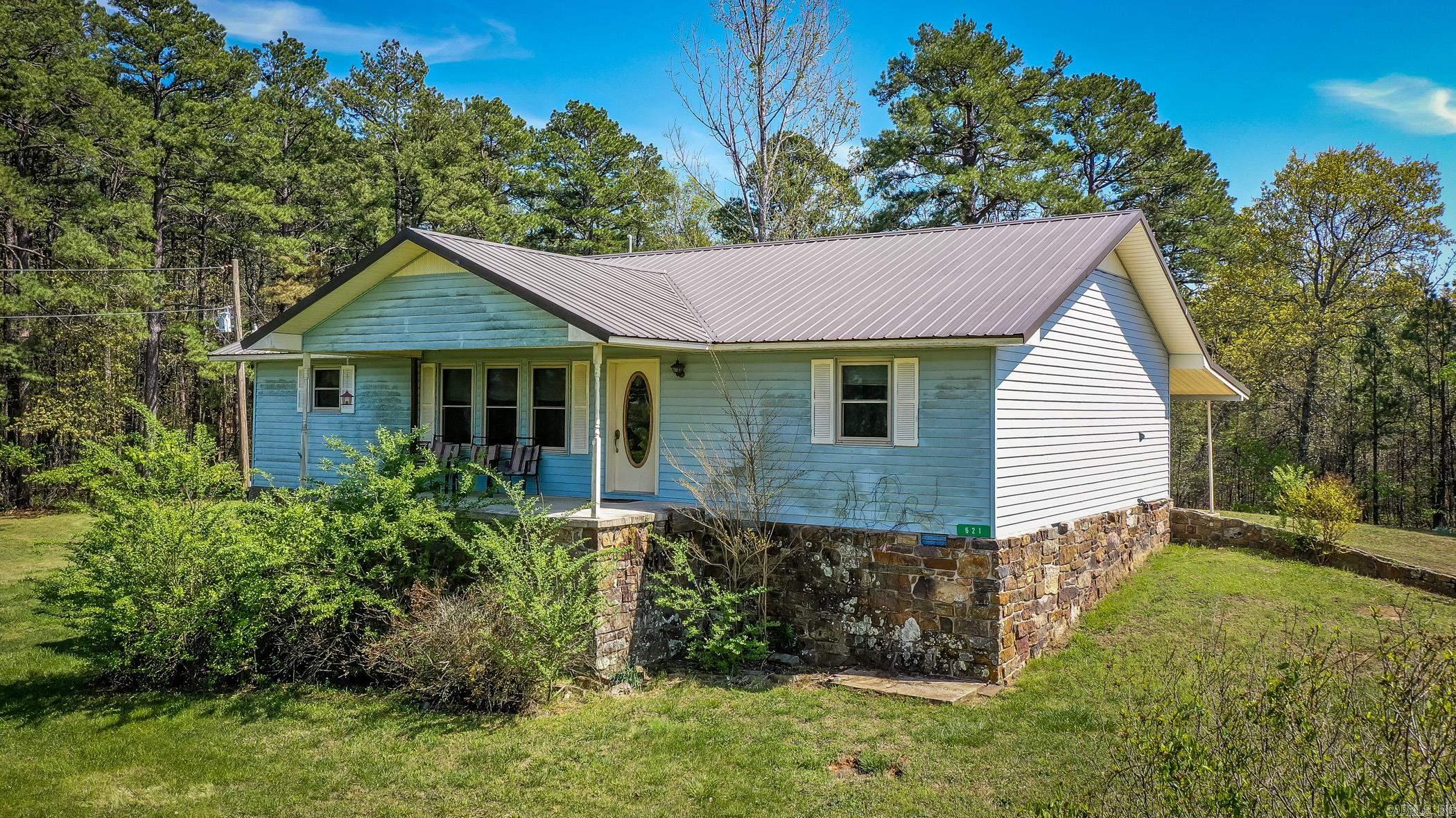 621 W Hwy 336  Clinton, AR
