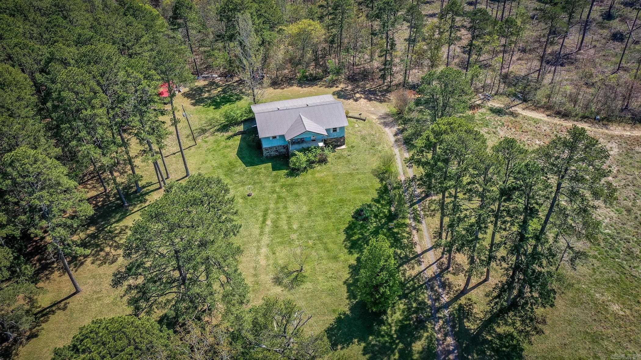 621 W Hwy 336  Clinton, AR