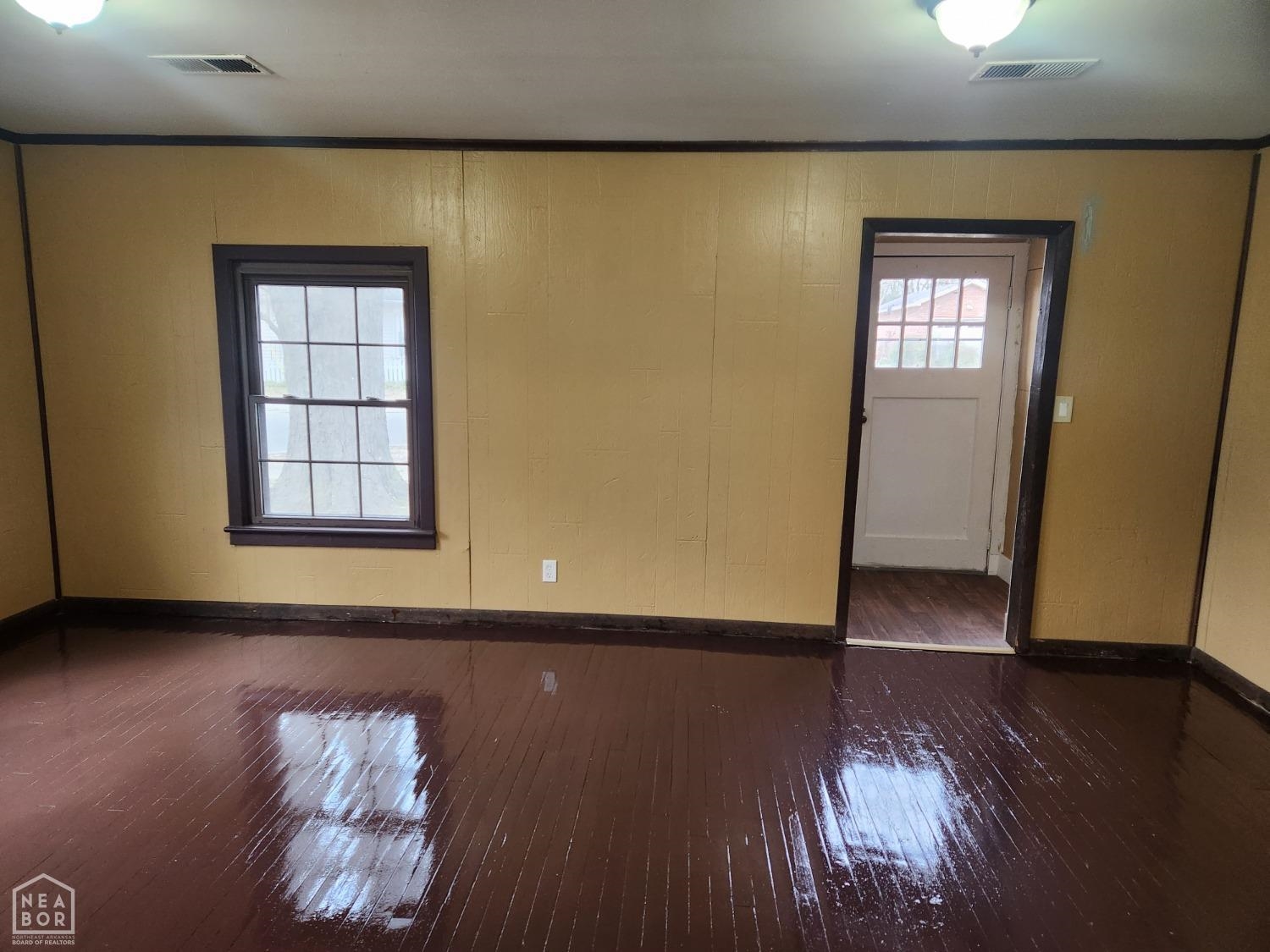 523 W Thomas Ave  Jonesboro, AR