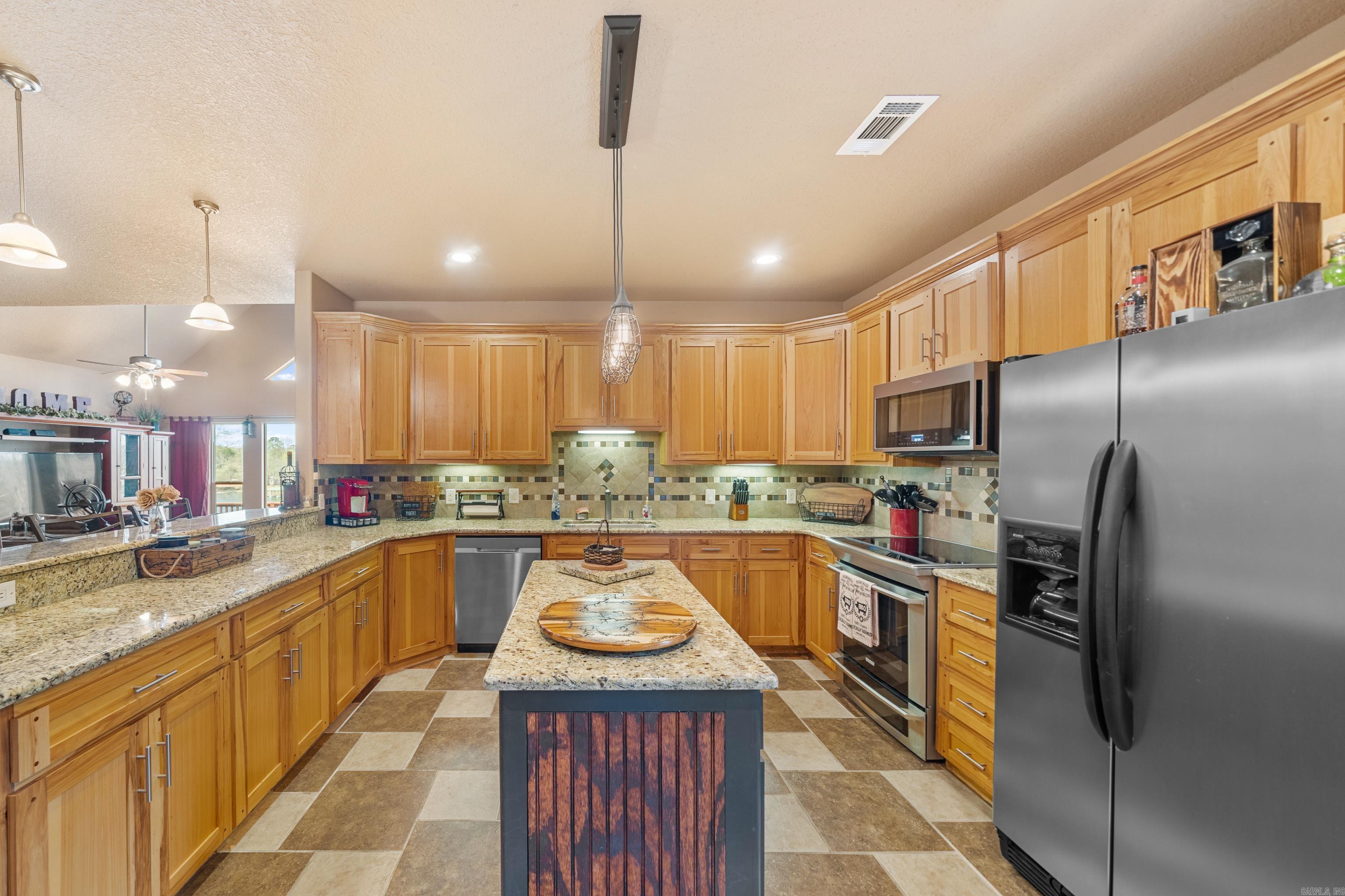 1301  Timberlake  Royal, AR