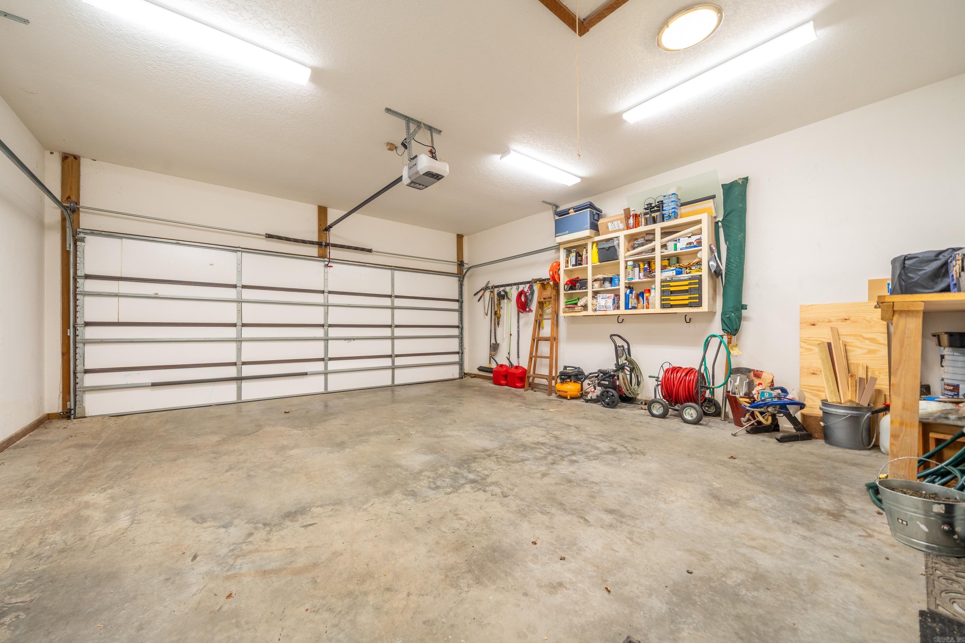 1301  Timberlake  Royal, AR
