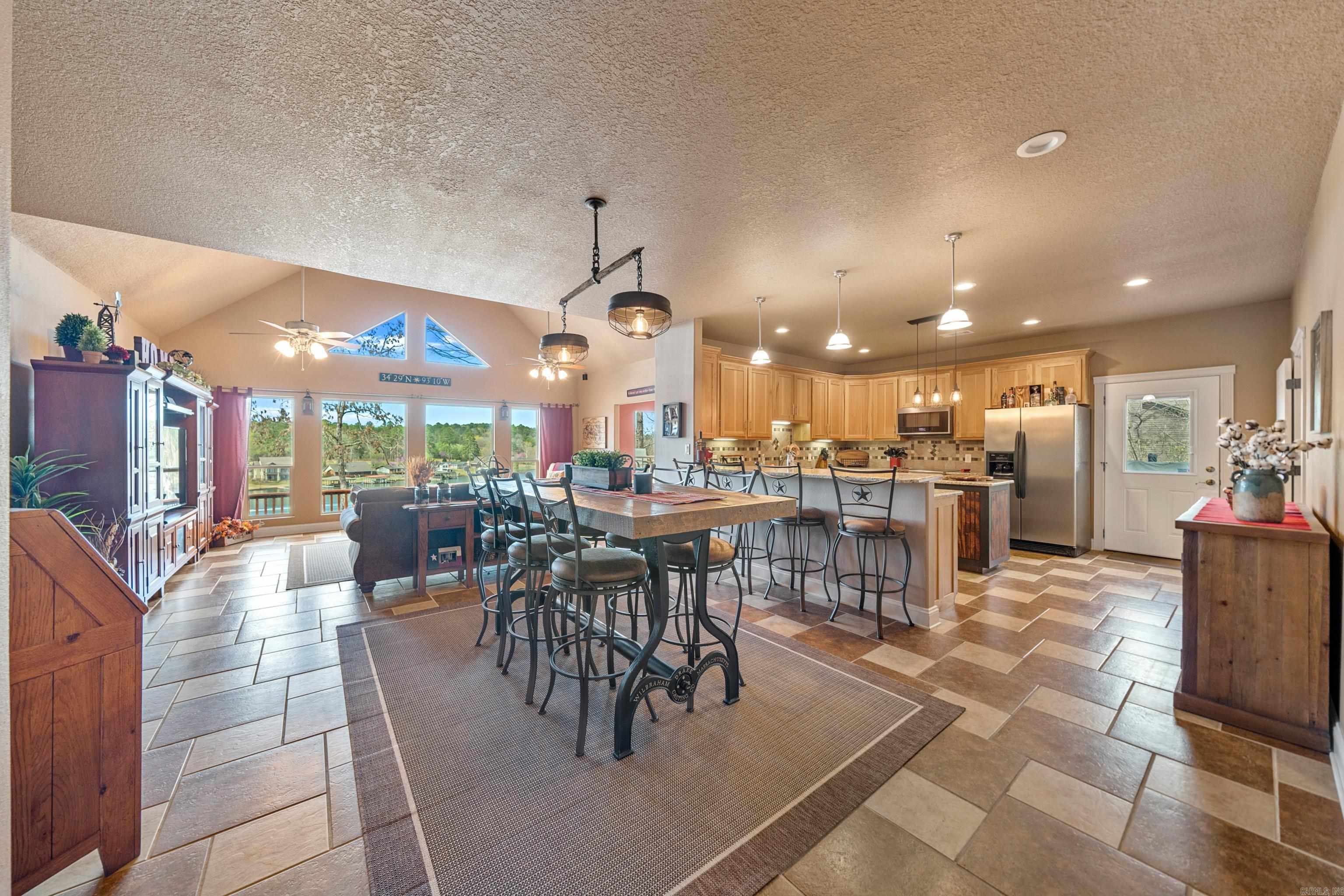 1301  Timberlake  Royal, AR