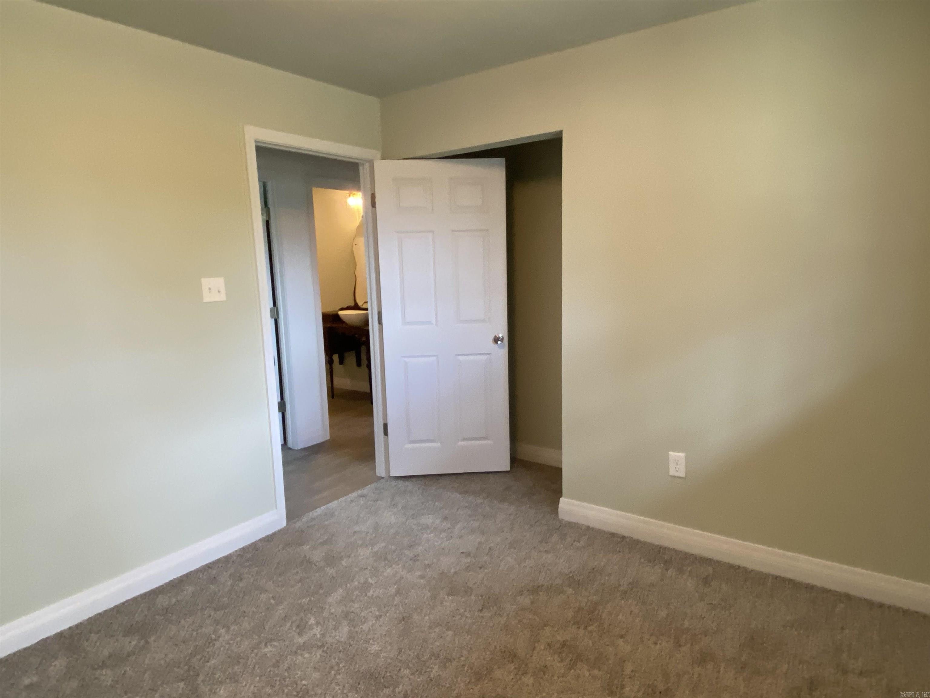 117  Circle  Mount Ida, AR
