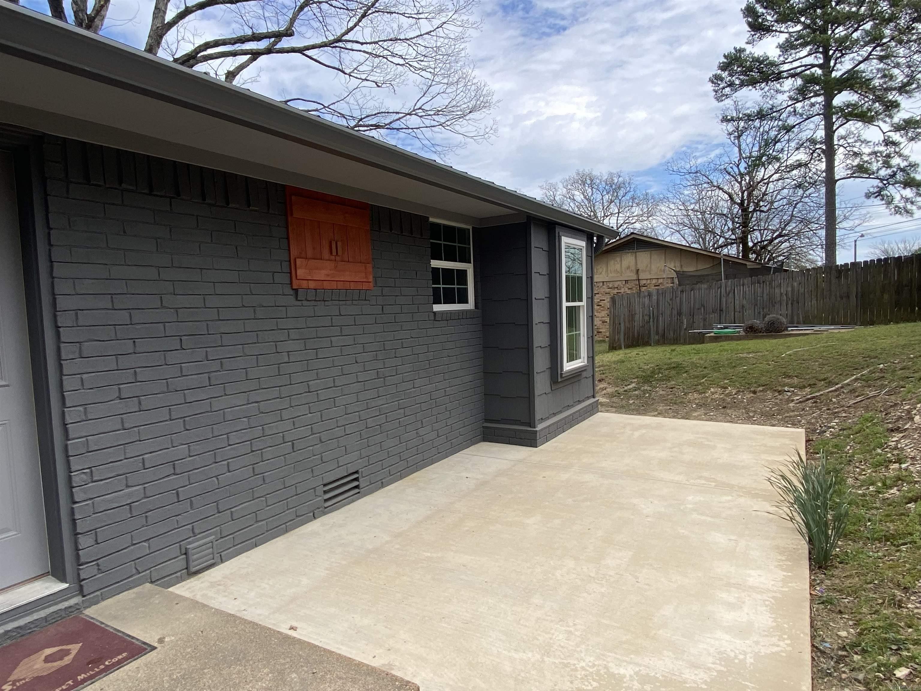 117  Circle  Mount Ida, AR