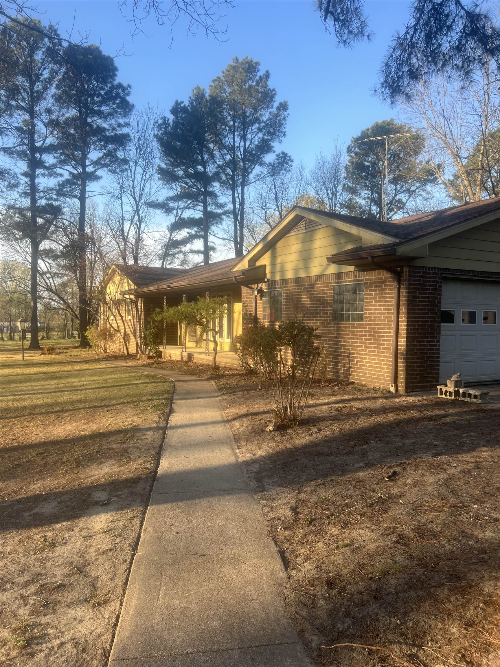 1917 Culberhouse Jonesboro, AR 72401