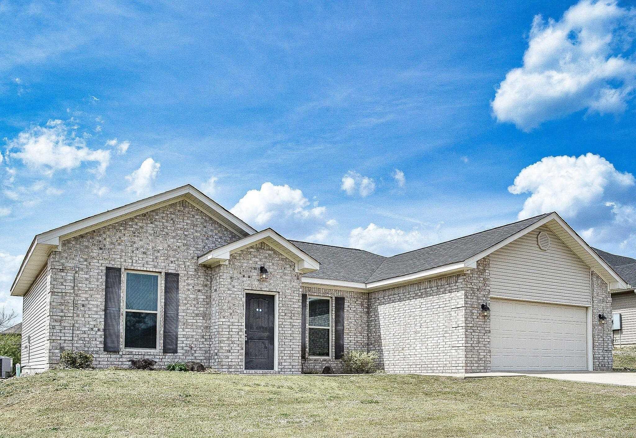 203  Hillshire  Hot Springs, AR