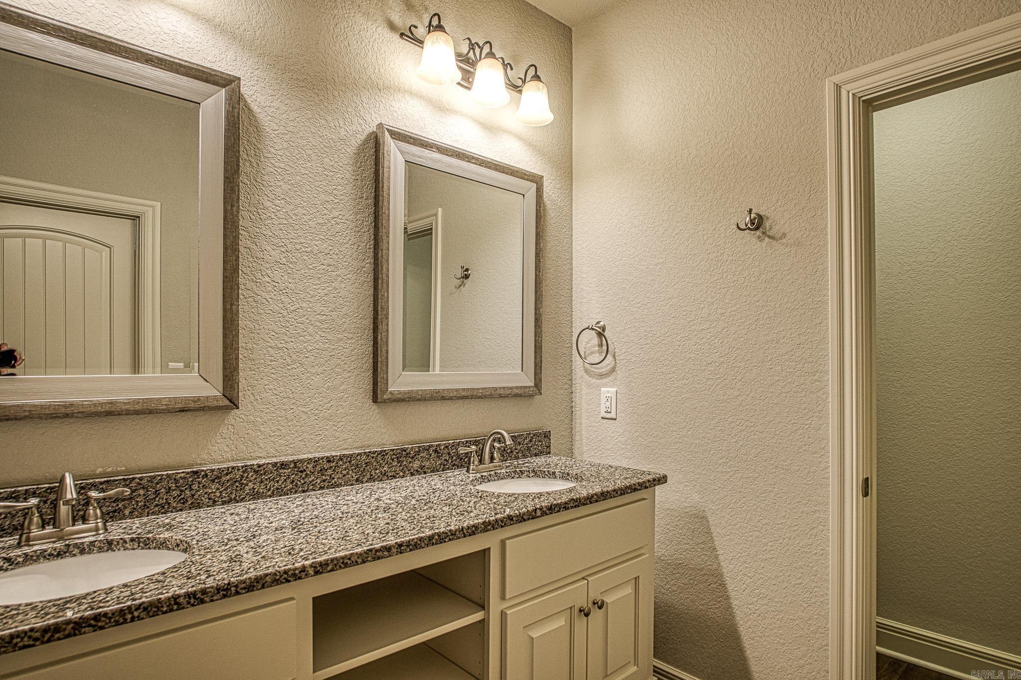 203  Hillshire  Hot Springs, AR