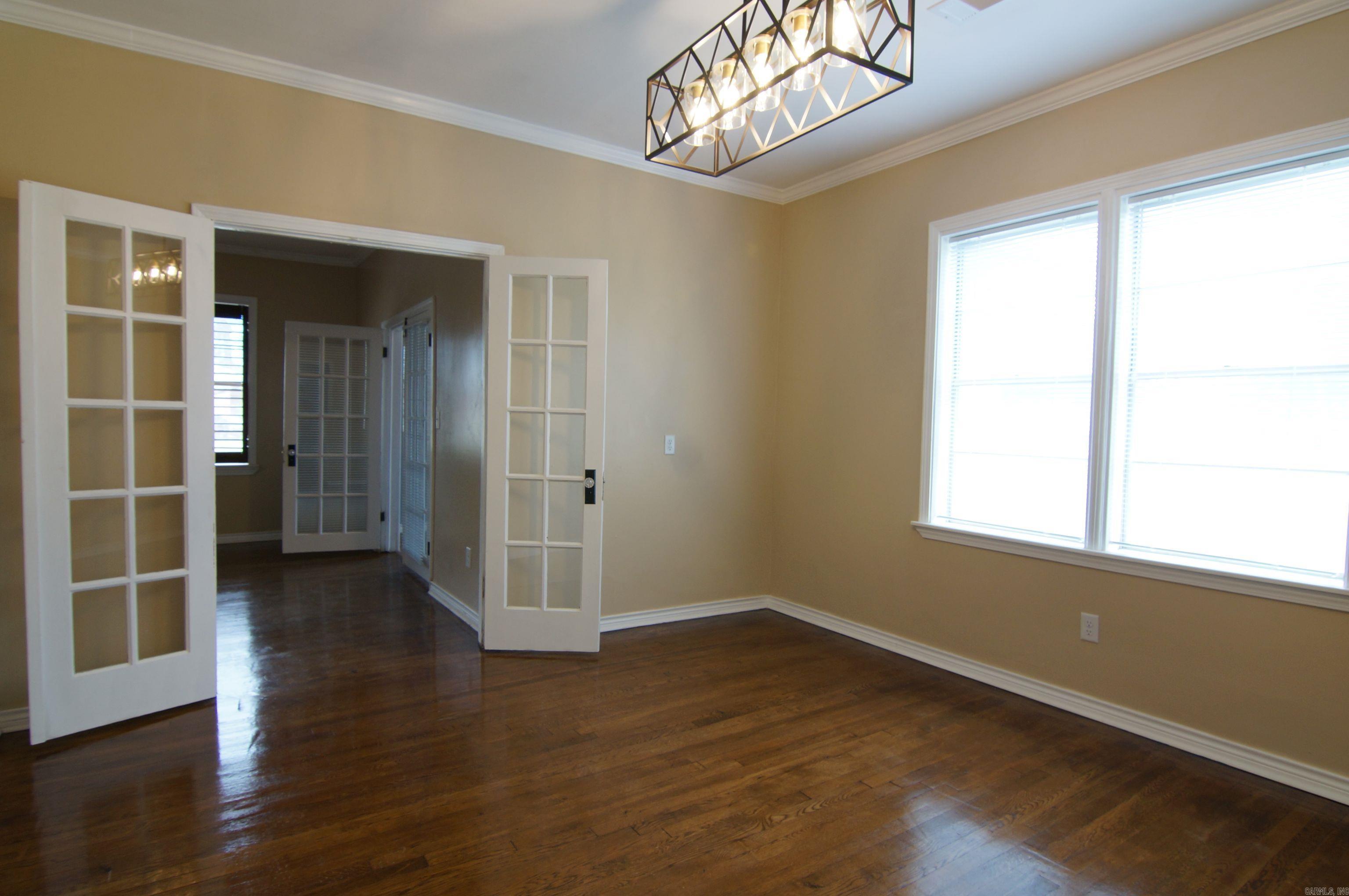 220  College St  Lonoke, AR