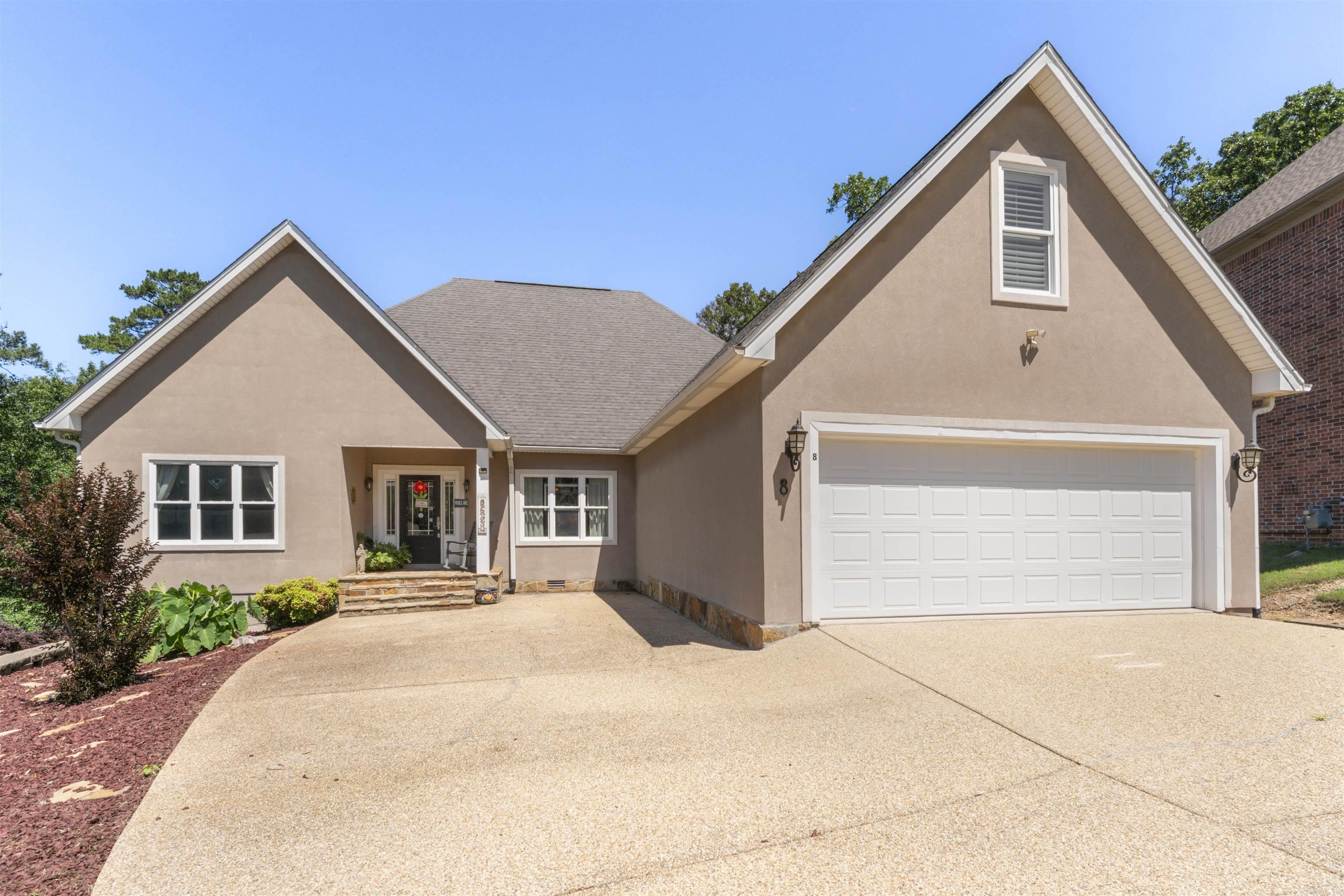 8 Eagle Crest Cv Cove