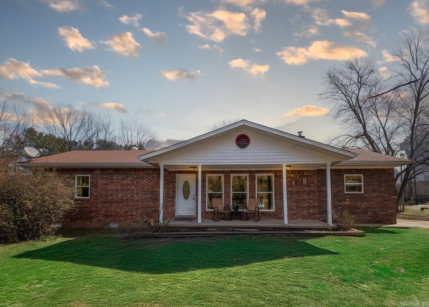 838 Indian Trail Road