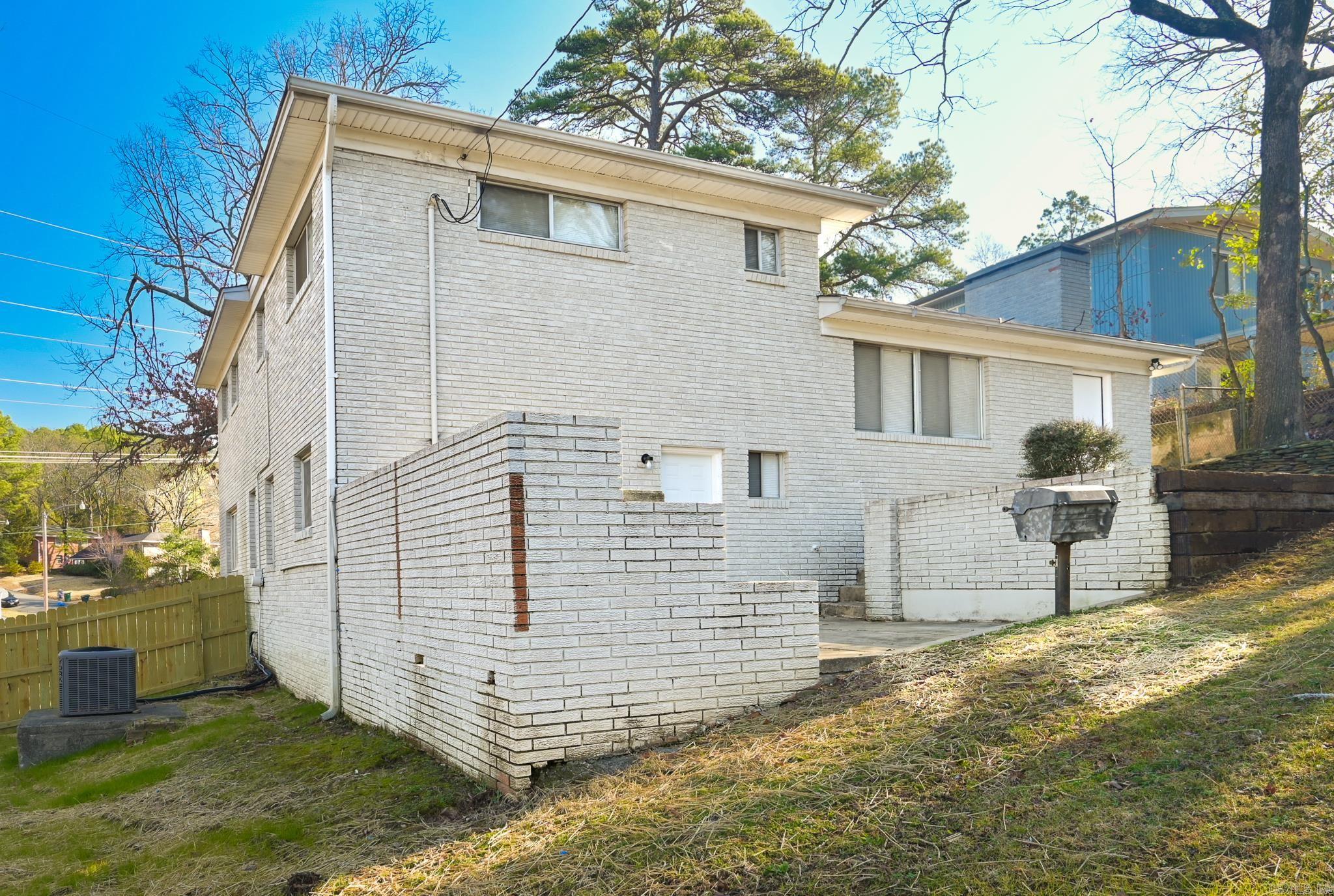 412  Del Rio Dr  Little Rock, AR