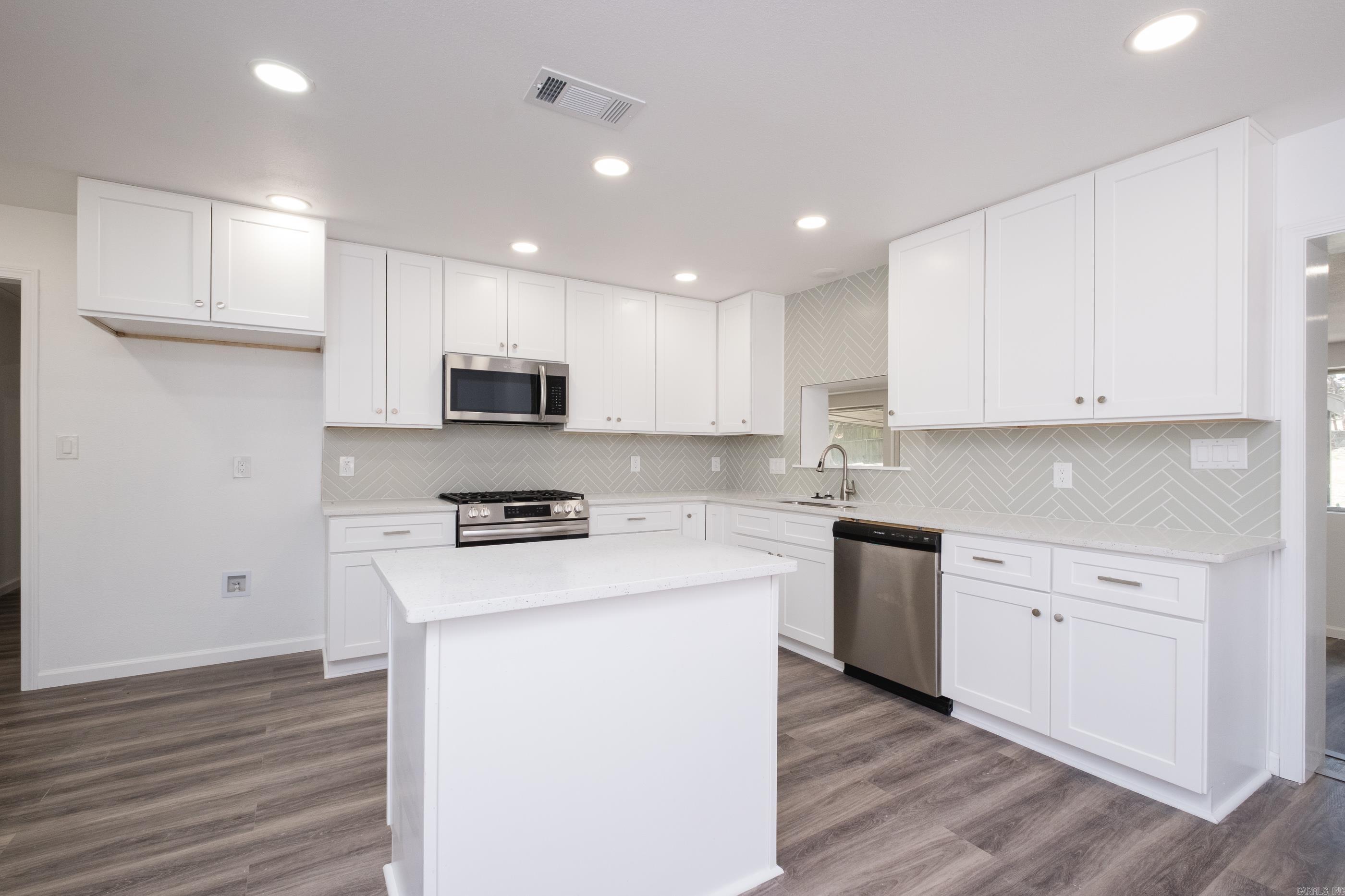 4401  Glenmere  North Little Rock, AR
