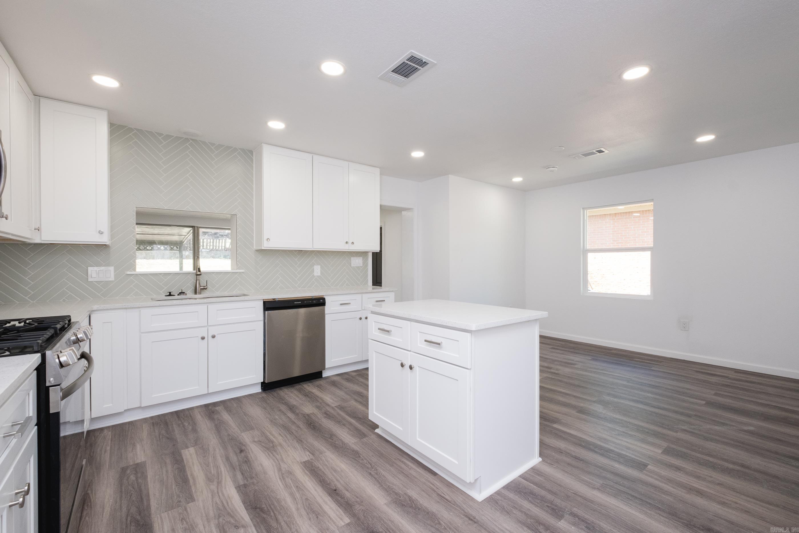 4401  Glenmere  North Little Rock, AR