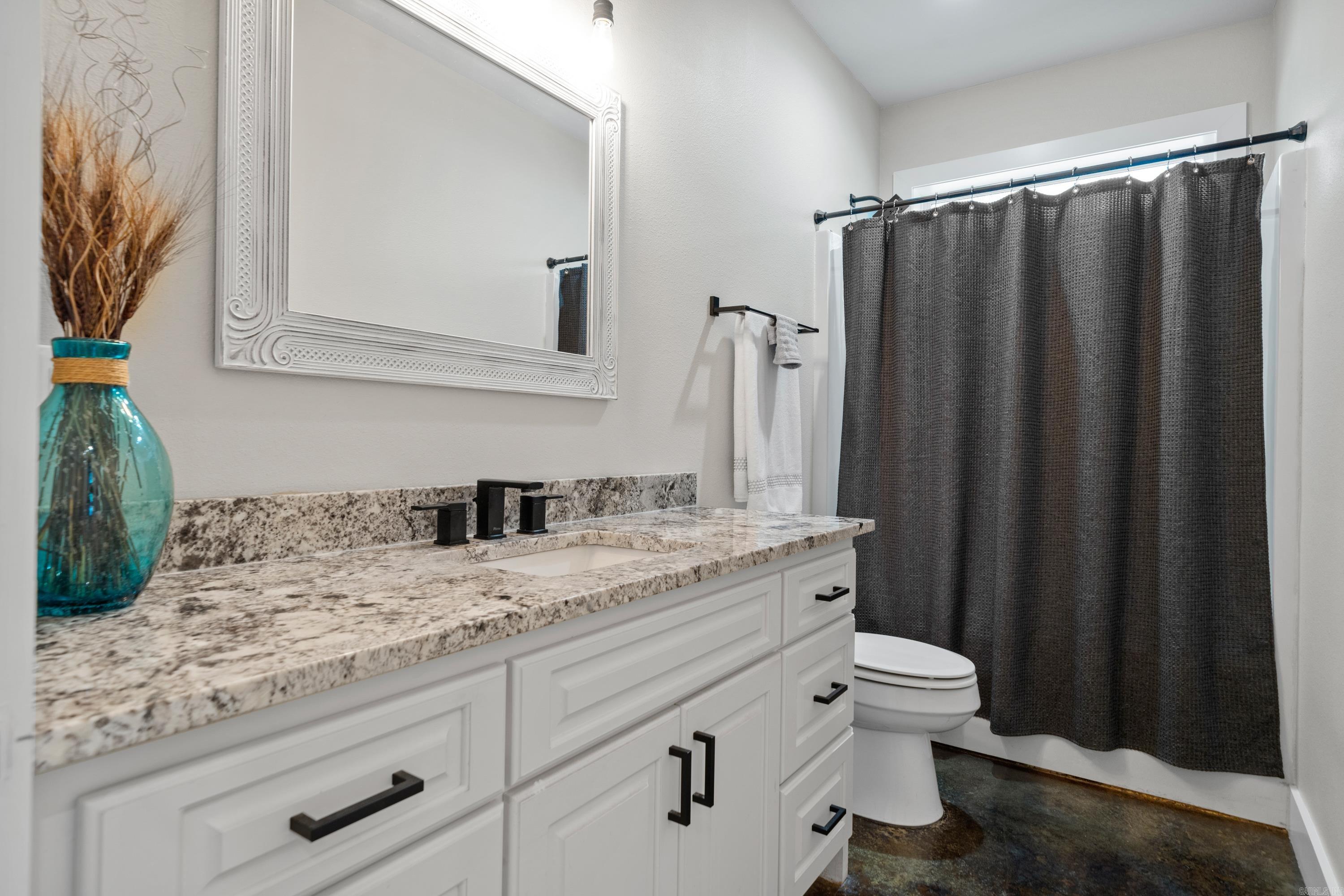 329  Woodview  Royal, AR