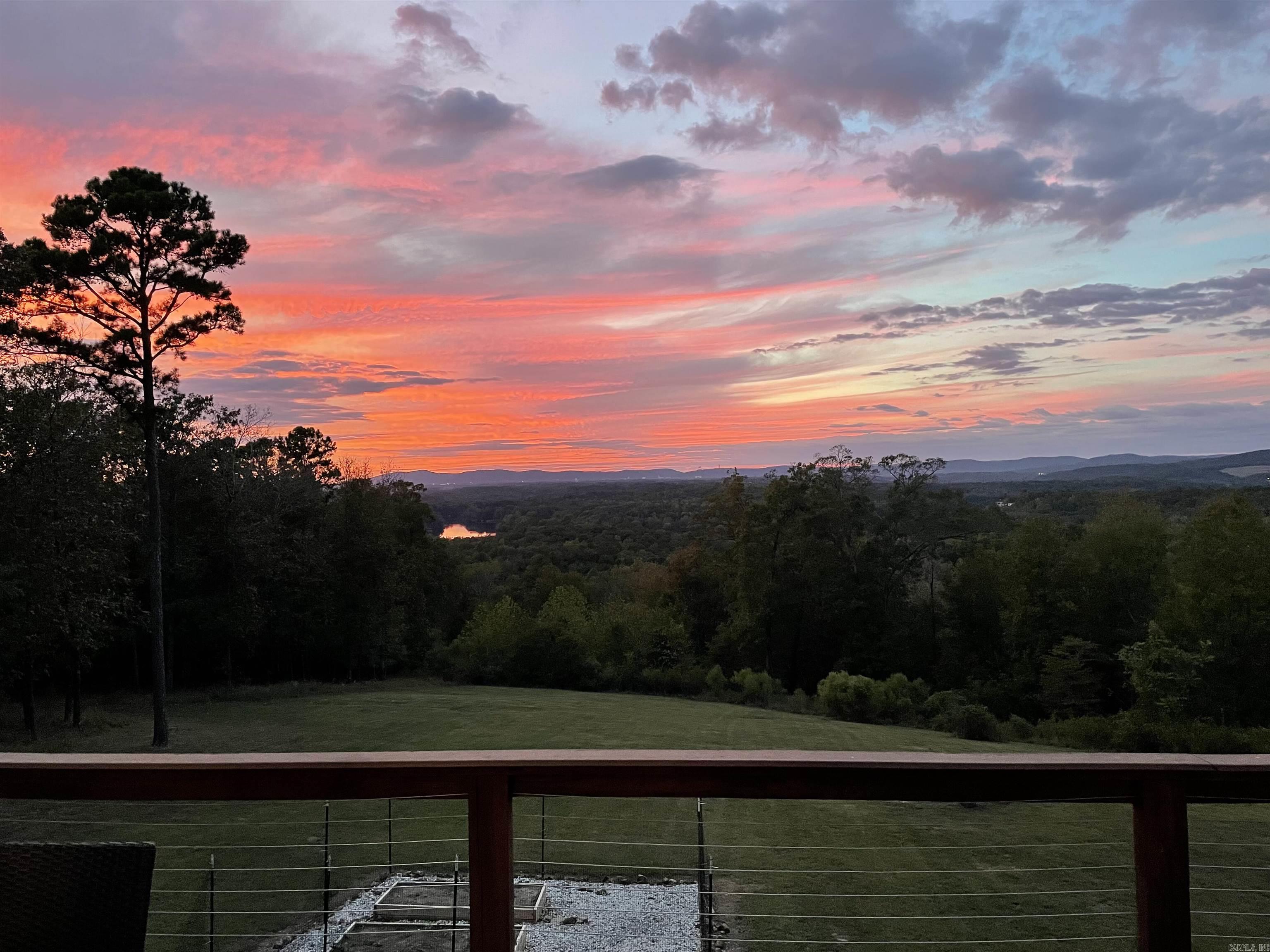 438  Ohio Drive  Hot Springs, AR