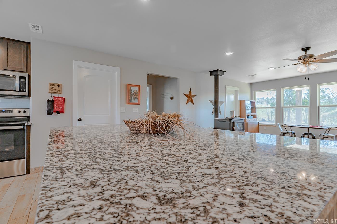 1665  NC 1600  Compton, AR