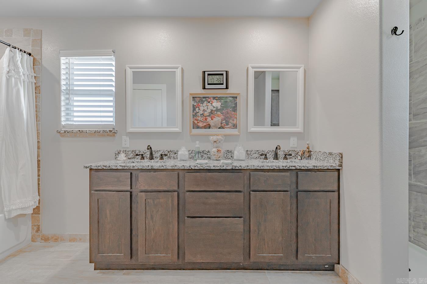 1665  NC 1600  Compton, AR
