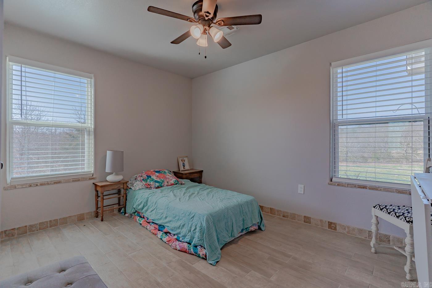 1665  NC 1600  Compton, AR
