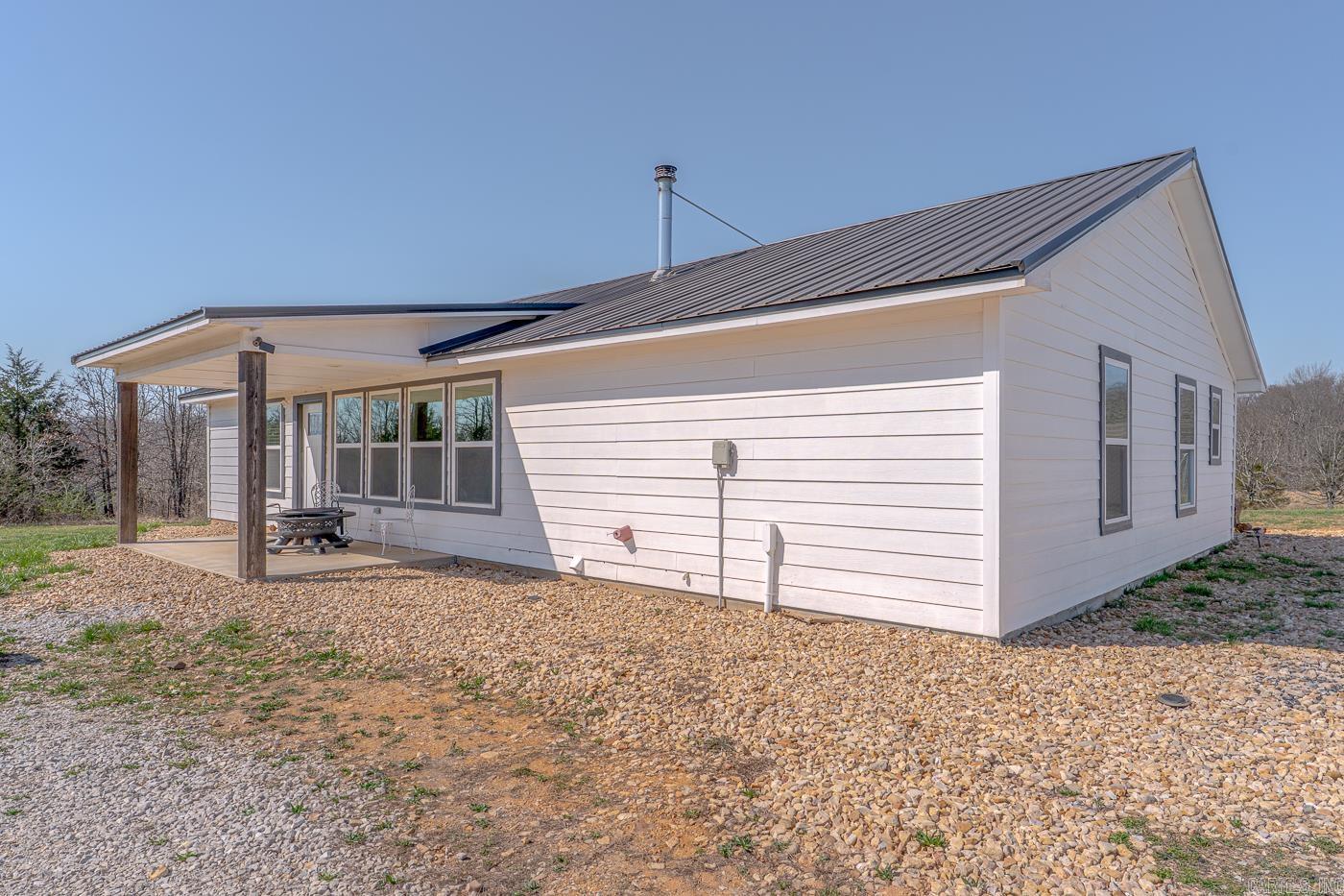 1665  NC 1600  Compton, AR
