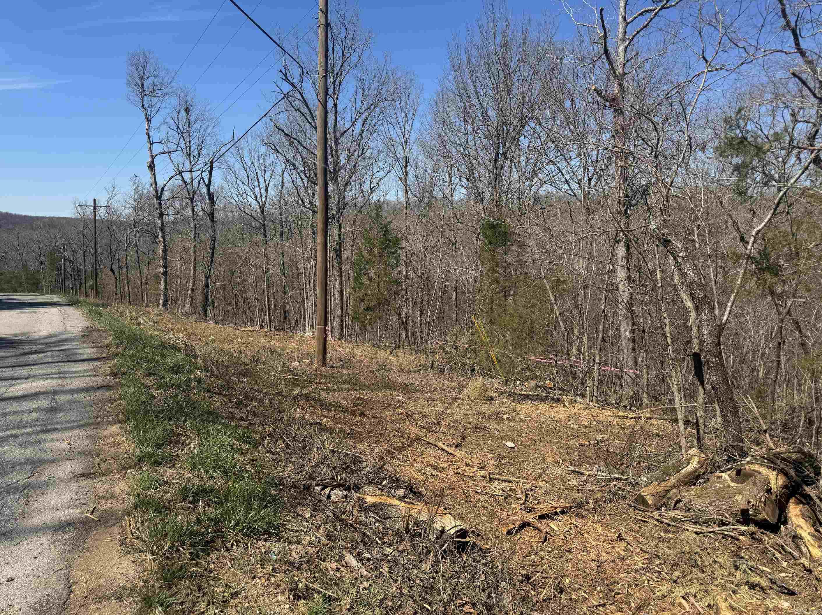 000  Bluff  Hardy, AR