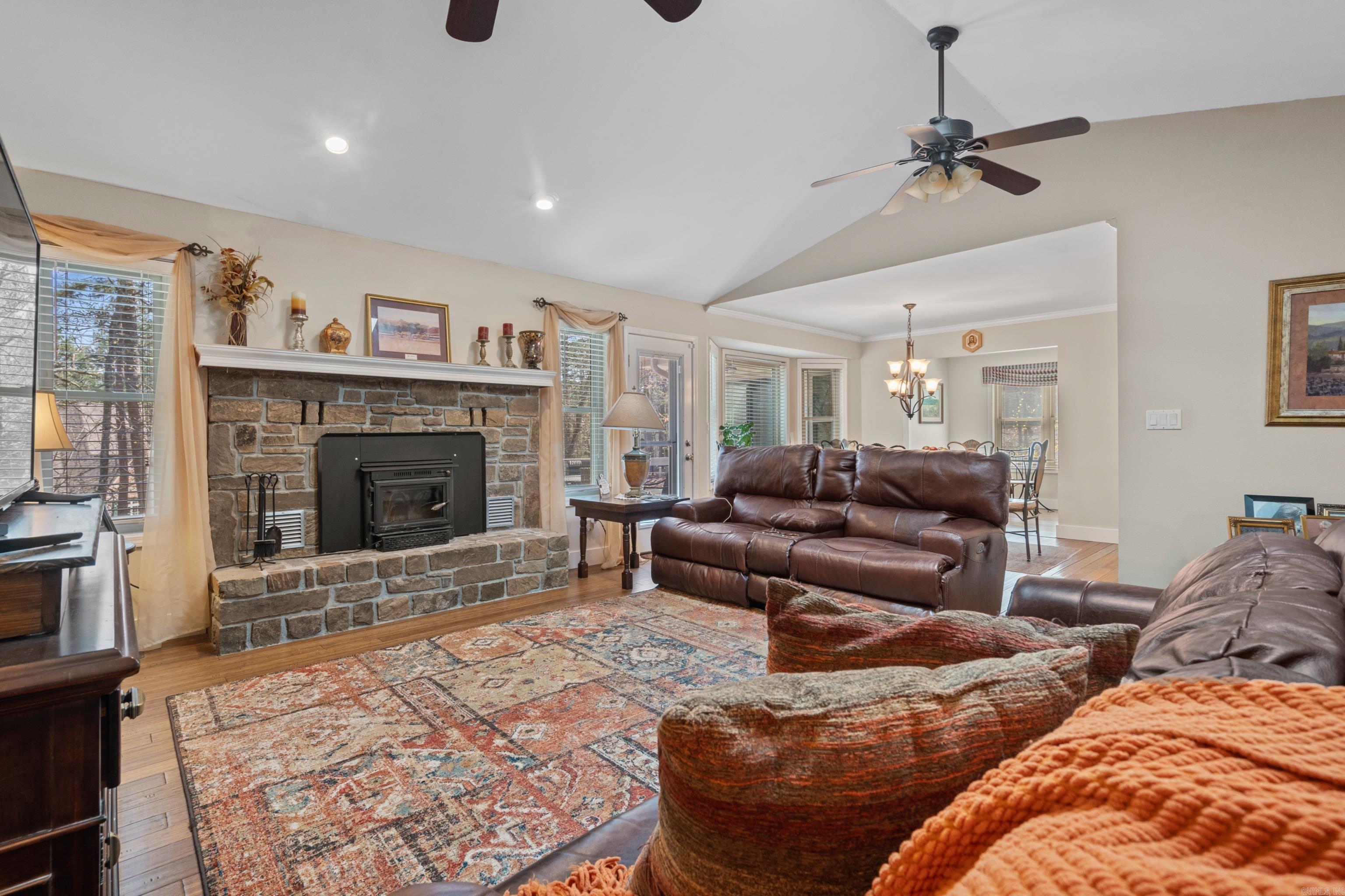 2 Dias Ln Lane Hot Springs Village, AR 71909