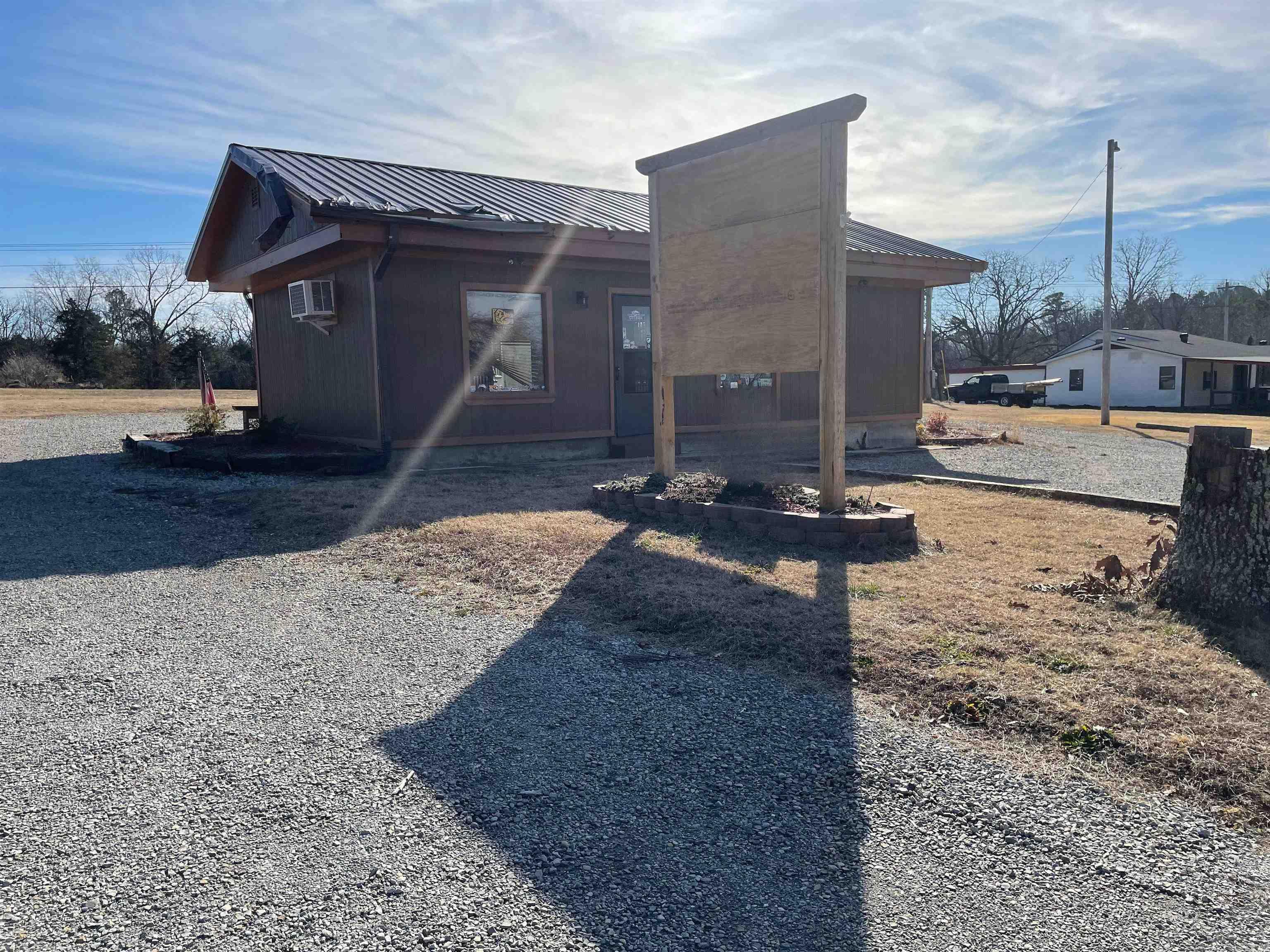 11168 HWY 5 South
