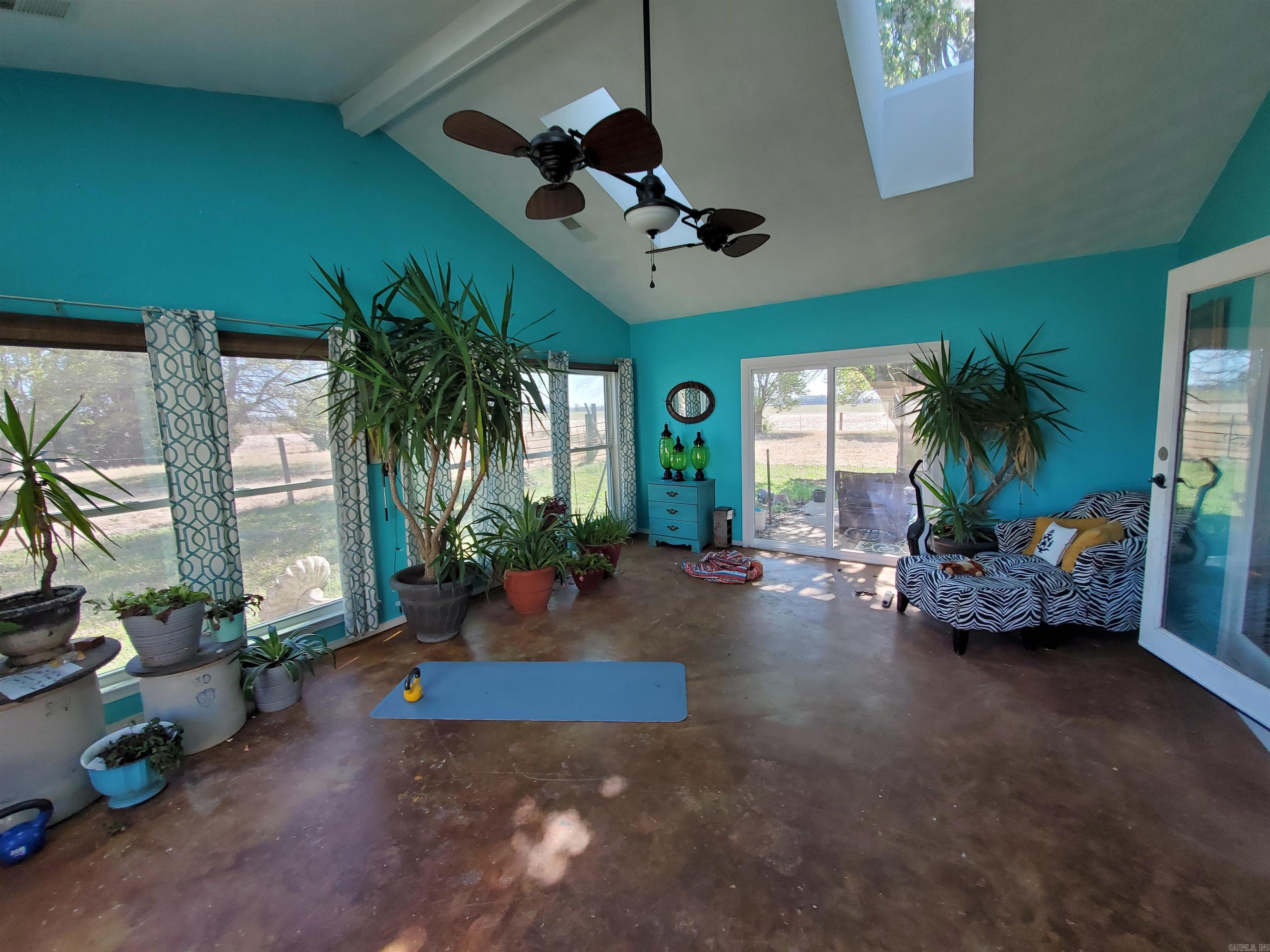 3976 CR 528 Rector, AR 72454