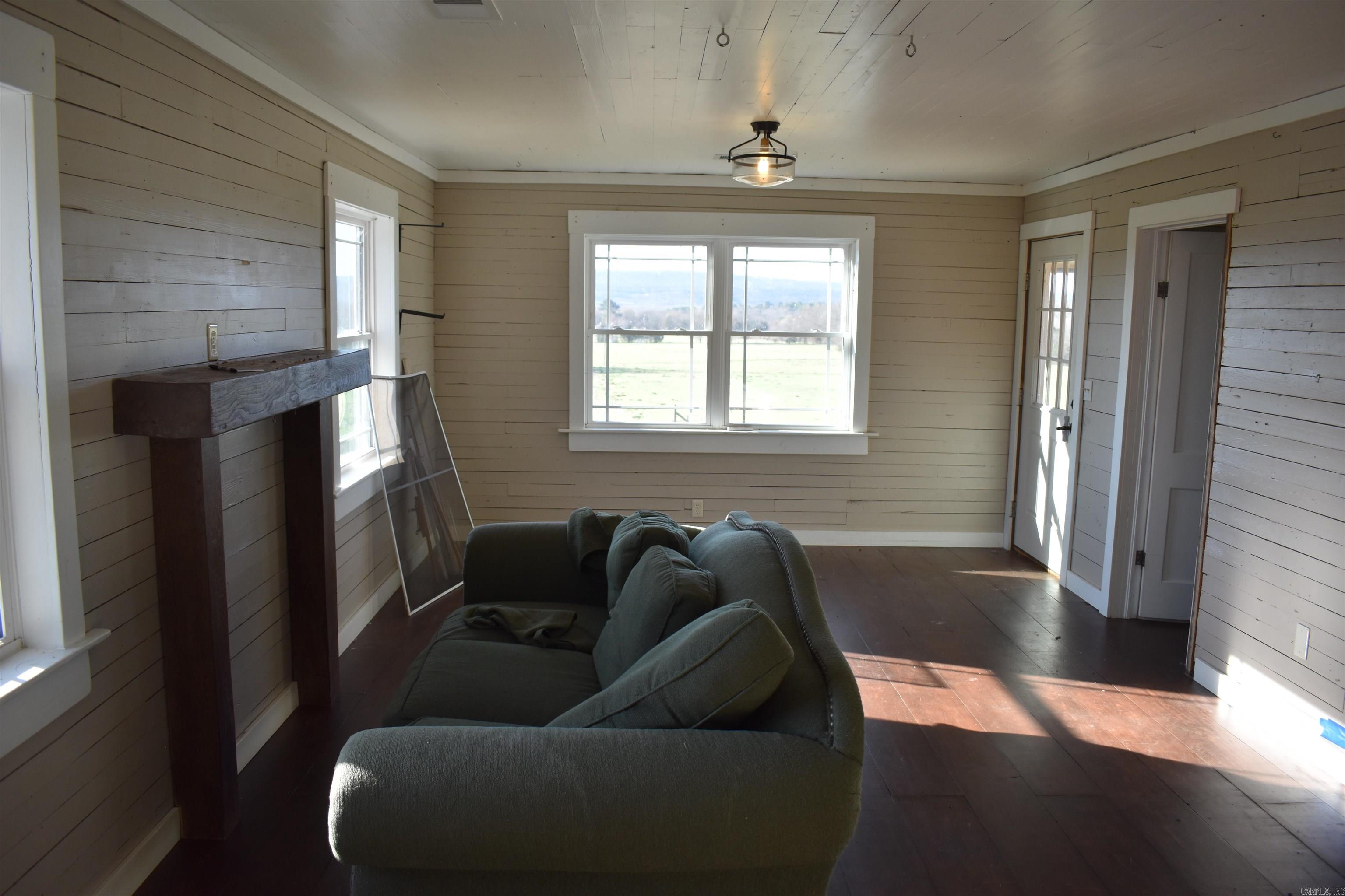 29162 E HWY 28 Harvey, AR 72841