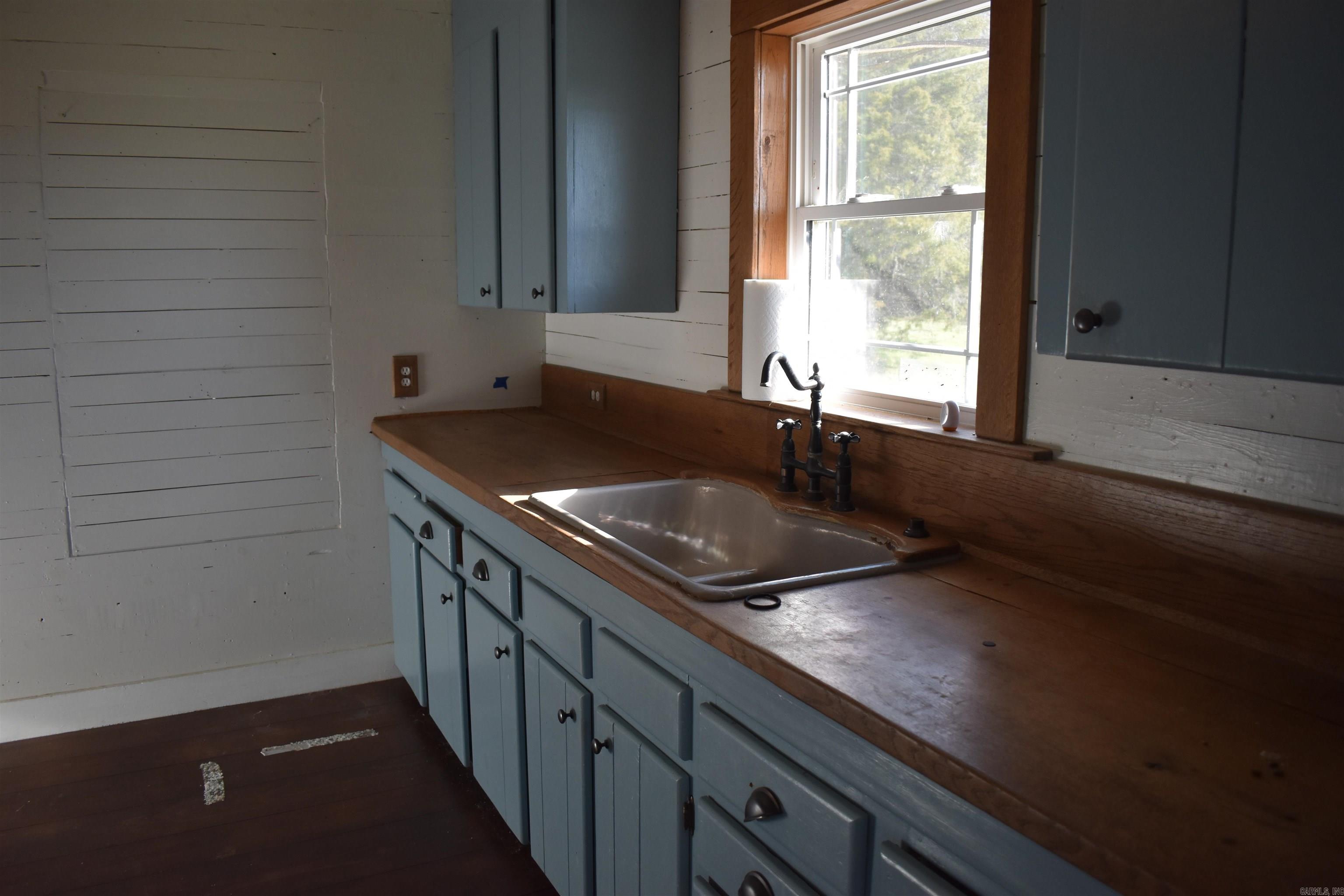 29162 E HWY 28 Harvey, AR 72841
