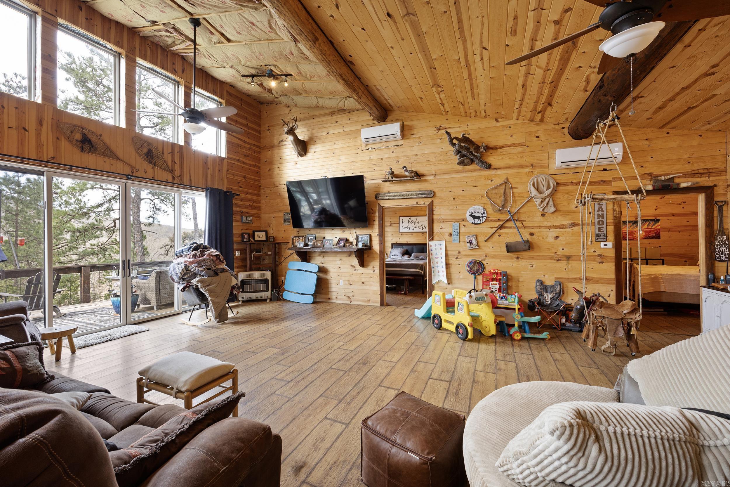 9132  Cass Oark  Ozark, AR