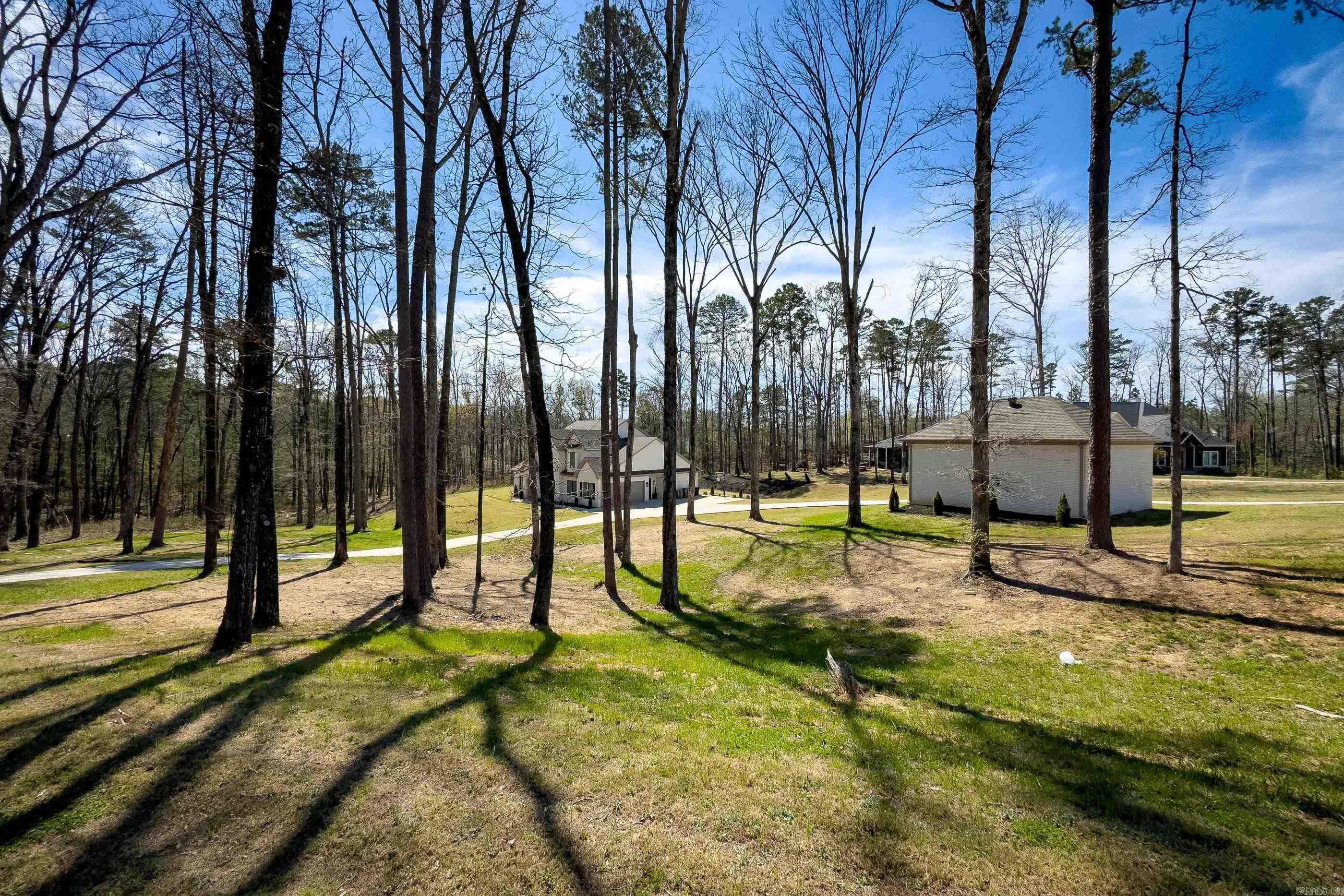 2072  Mohegan Trail  Benton, AR