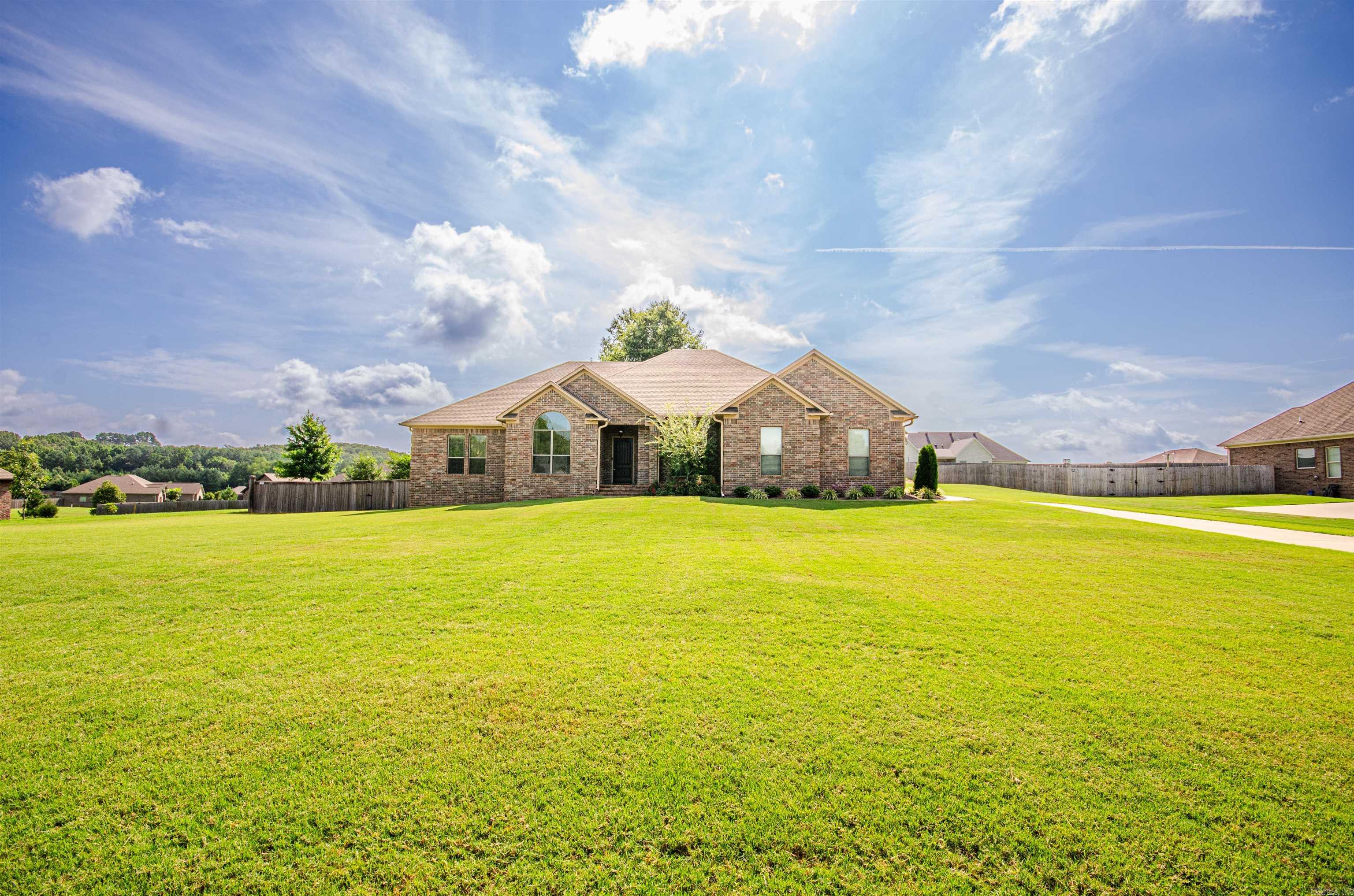 10  Sablewood  Greenbrier, AR