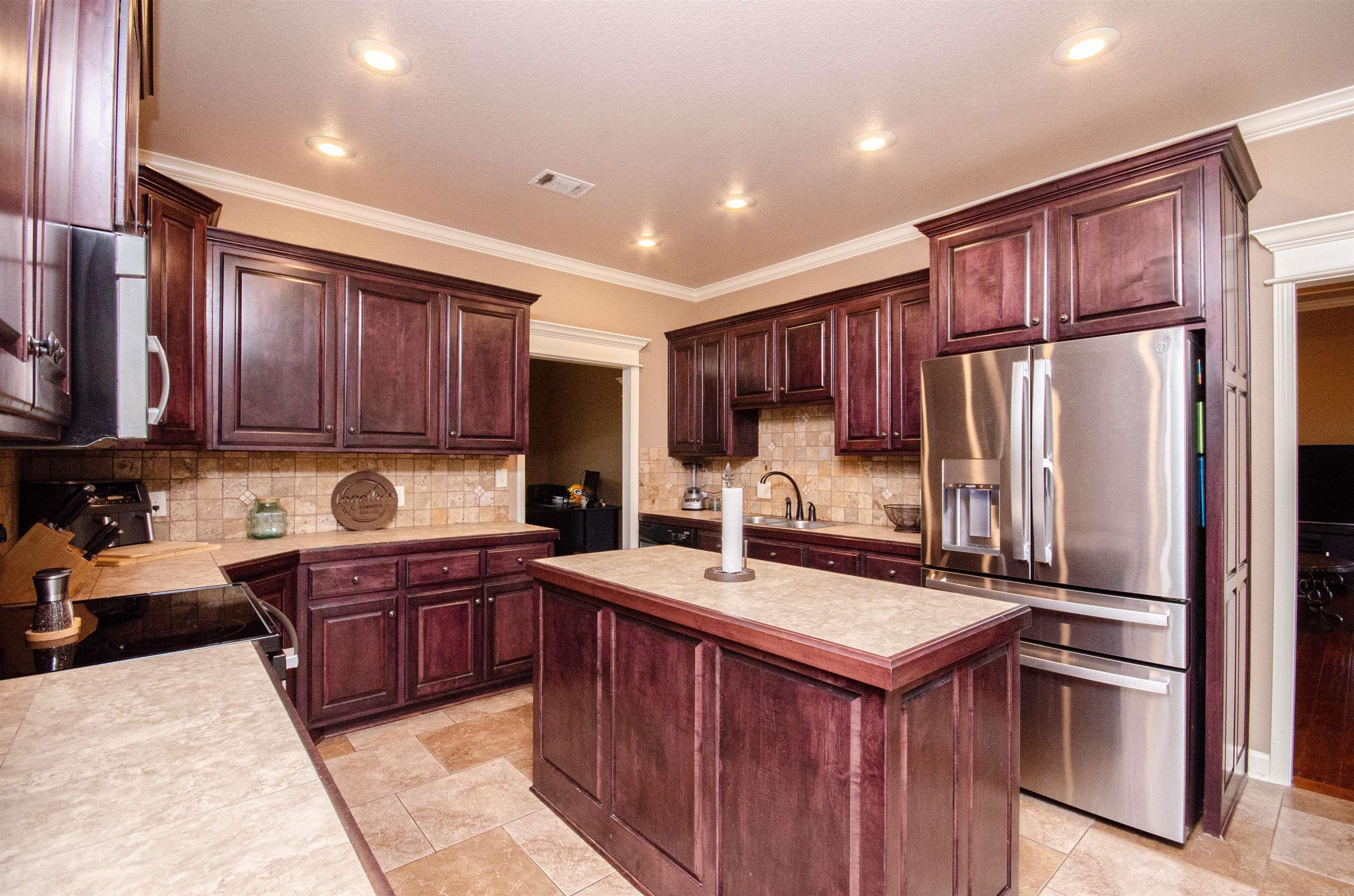 10  Sablewood  Greenbrier, AR