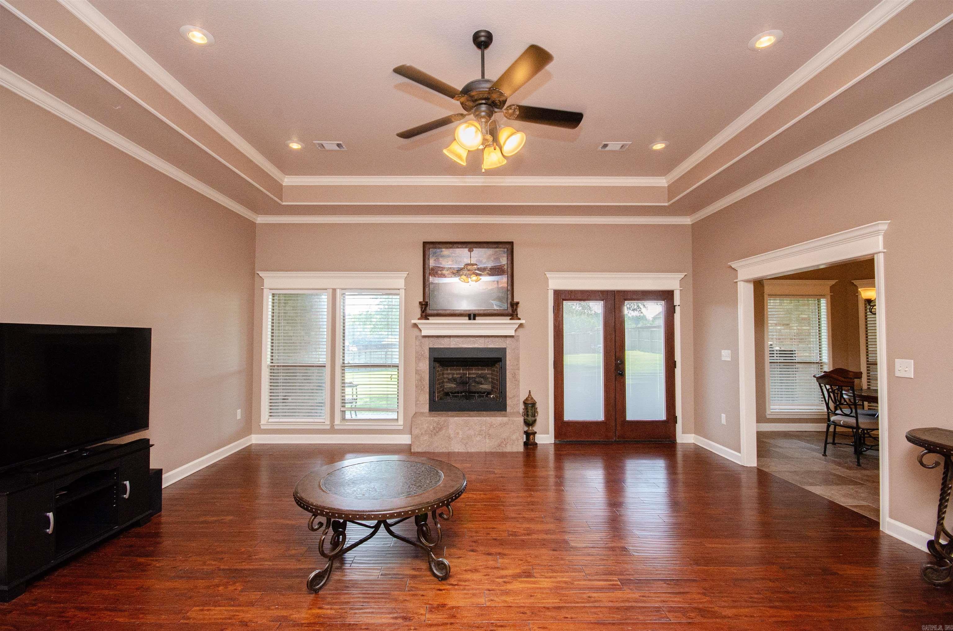 10  Sablewood  Greenbrier, AR