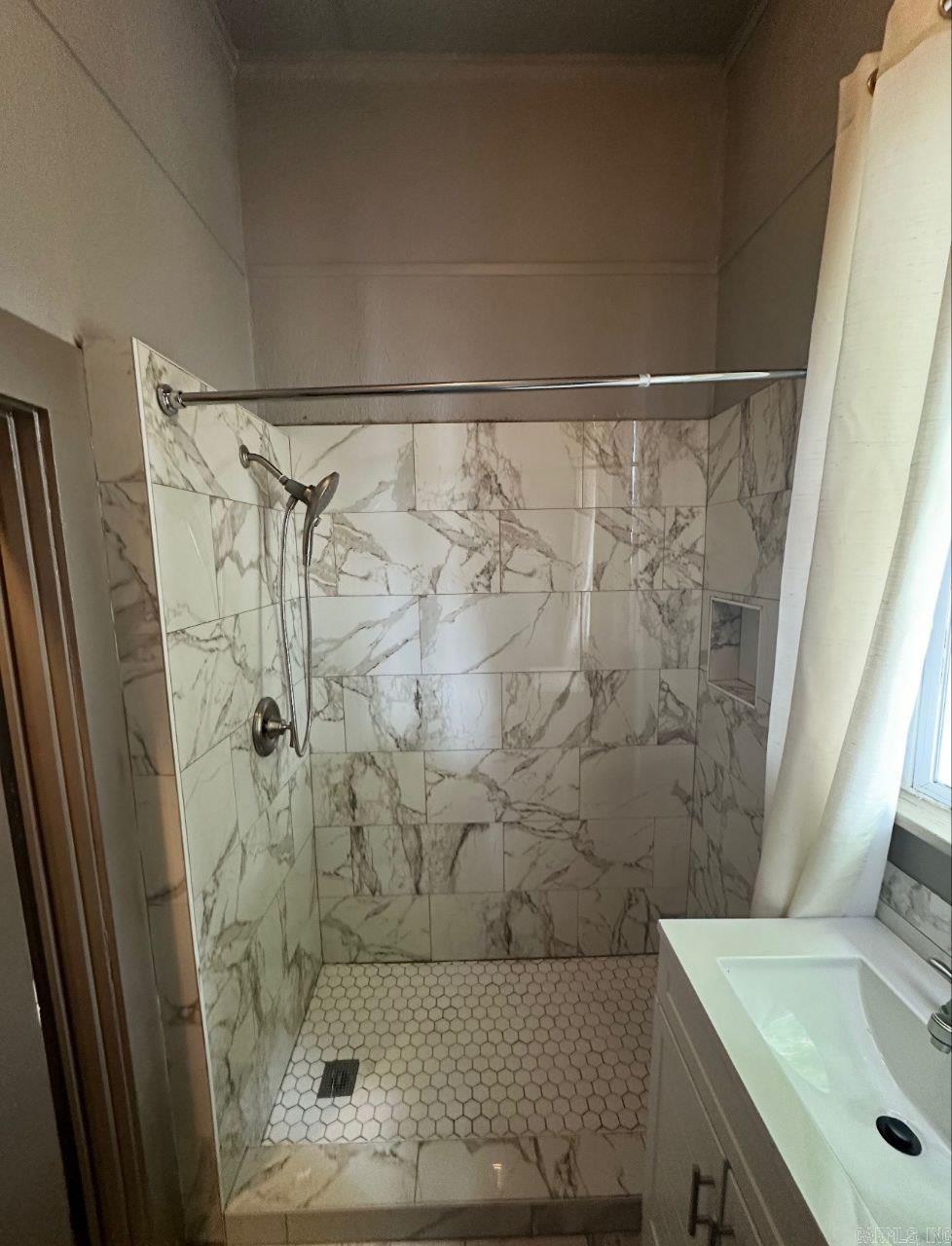 118  Garland  Hot Springs, AR