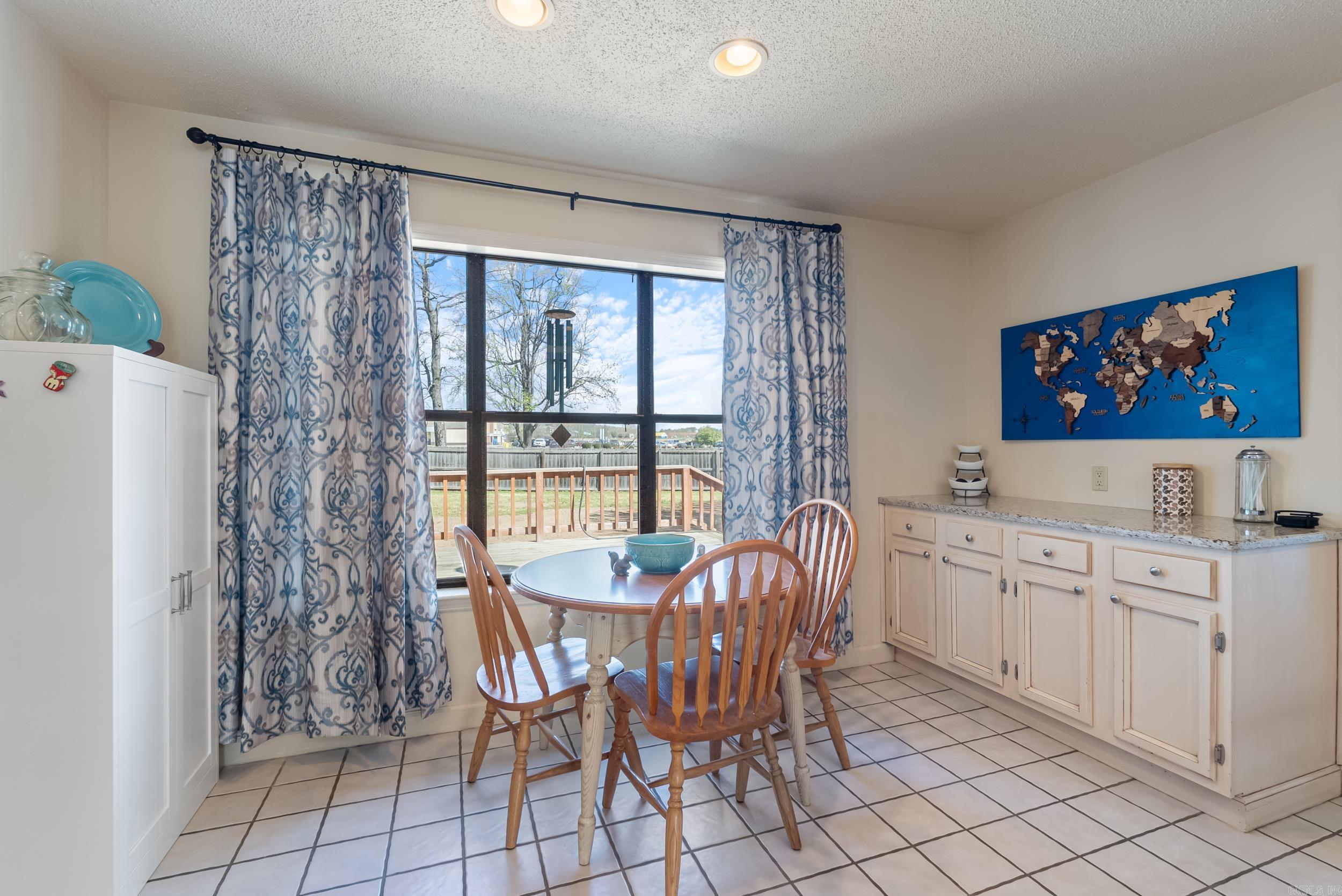 23  Hogan  Maumelle, AR