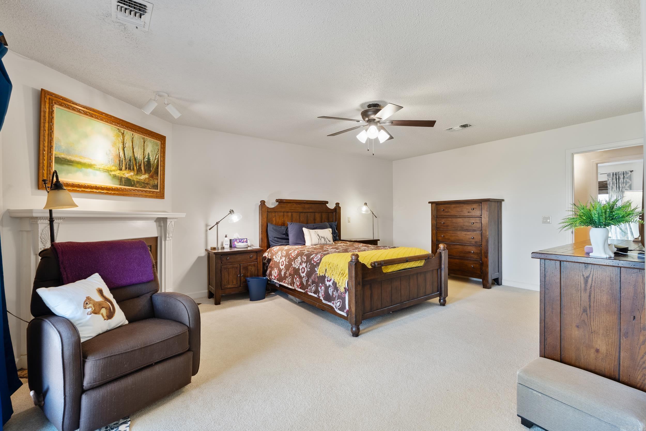23  Hogan  Maumelle, AR