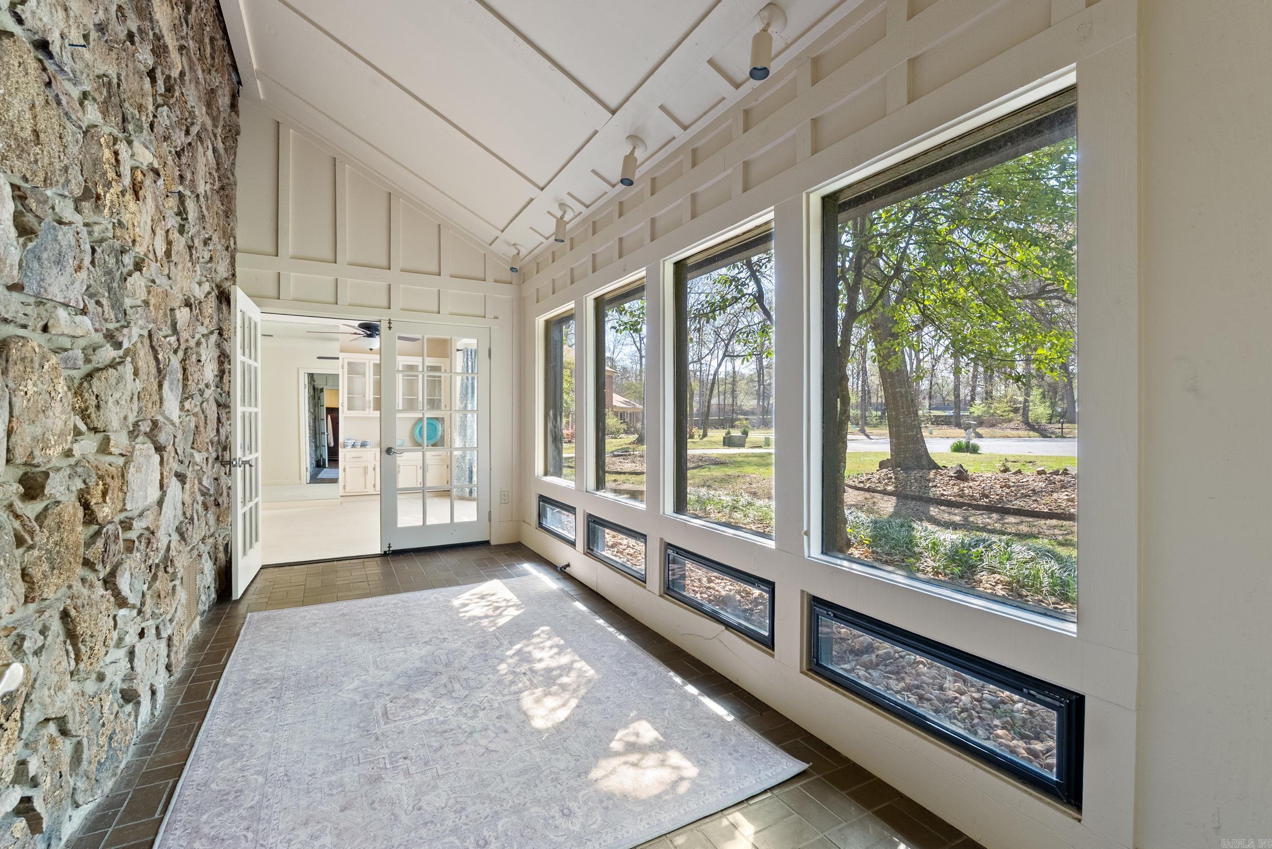 23  Hogan  Maumelle, AR