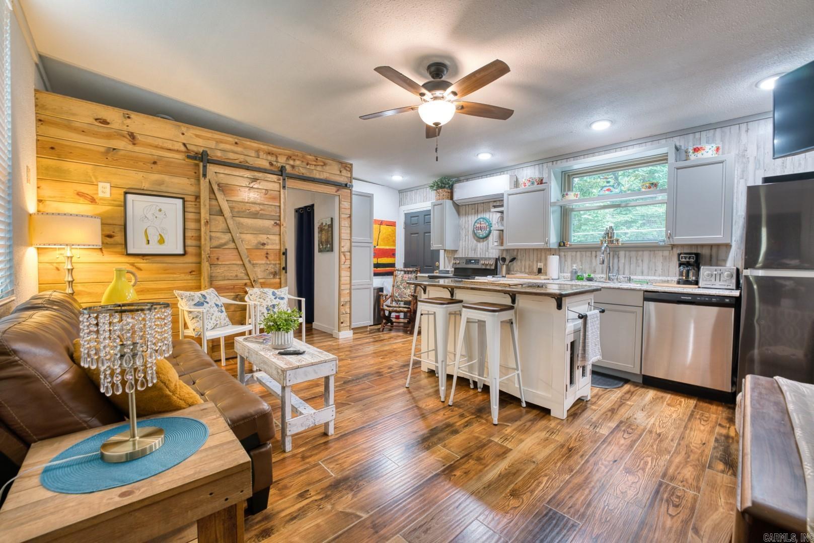 157  Circle H Drive  Hot Springs, AR