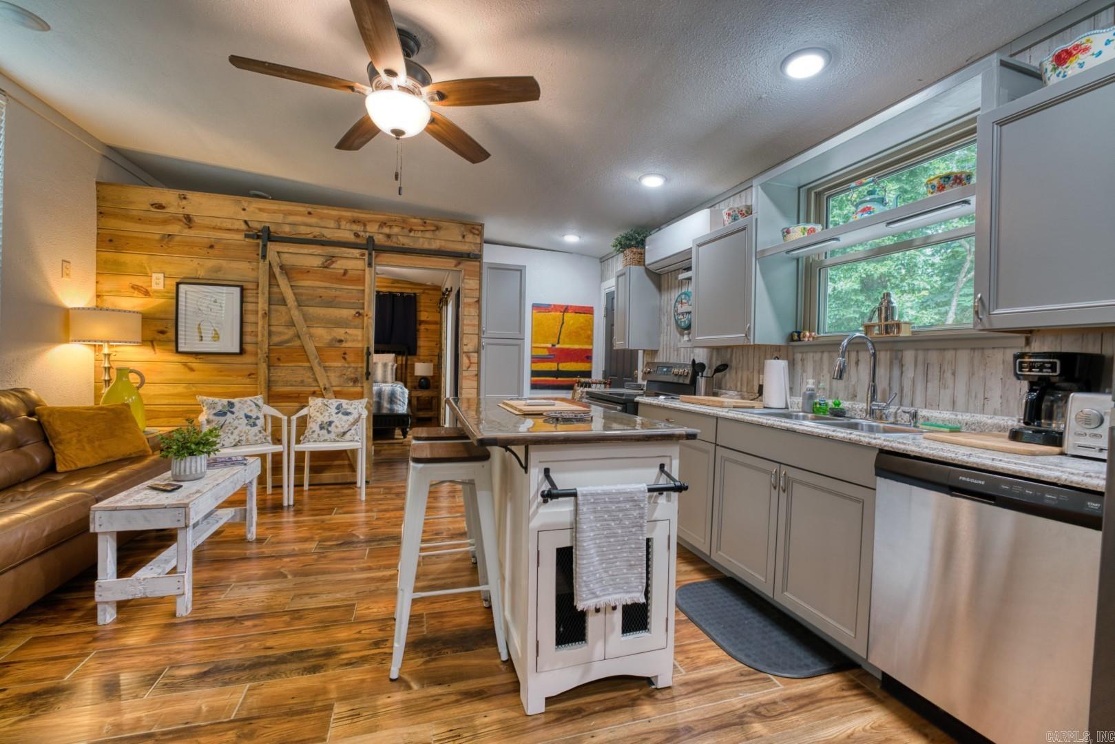 157  Circle H Drive  Hot Springs, AR
