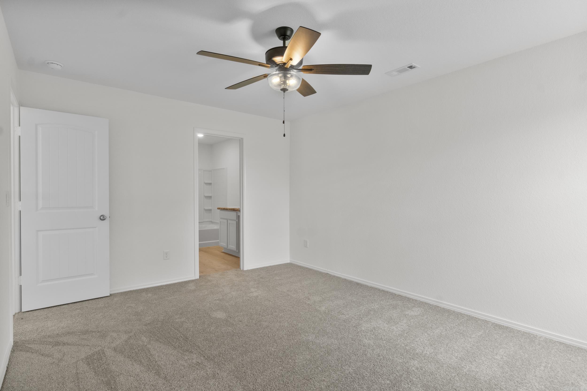 8200 Fitzgerald Lane North Little Rock, AR 72113
