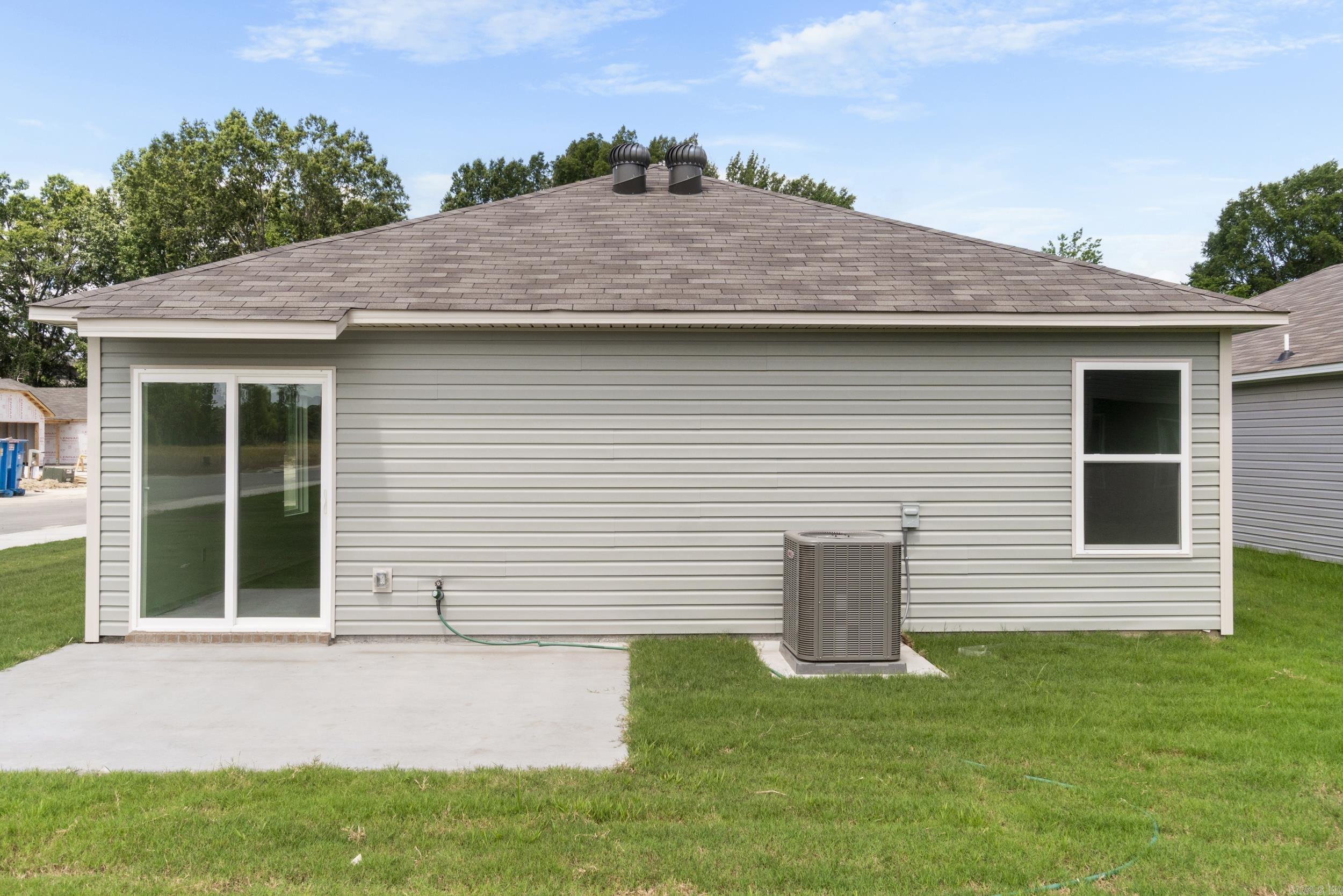 8200 Fitzgerald Lane North Little Rock, AR 72113