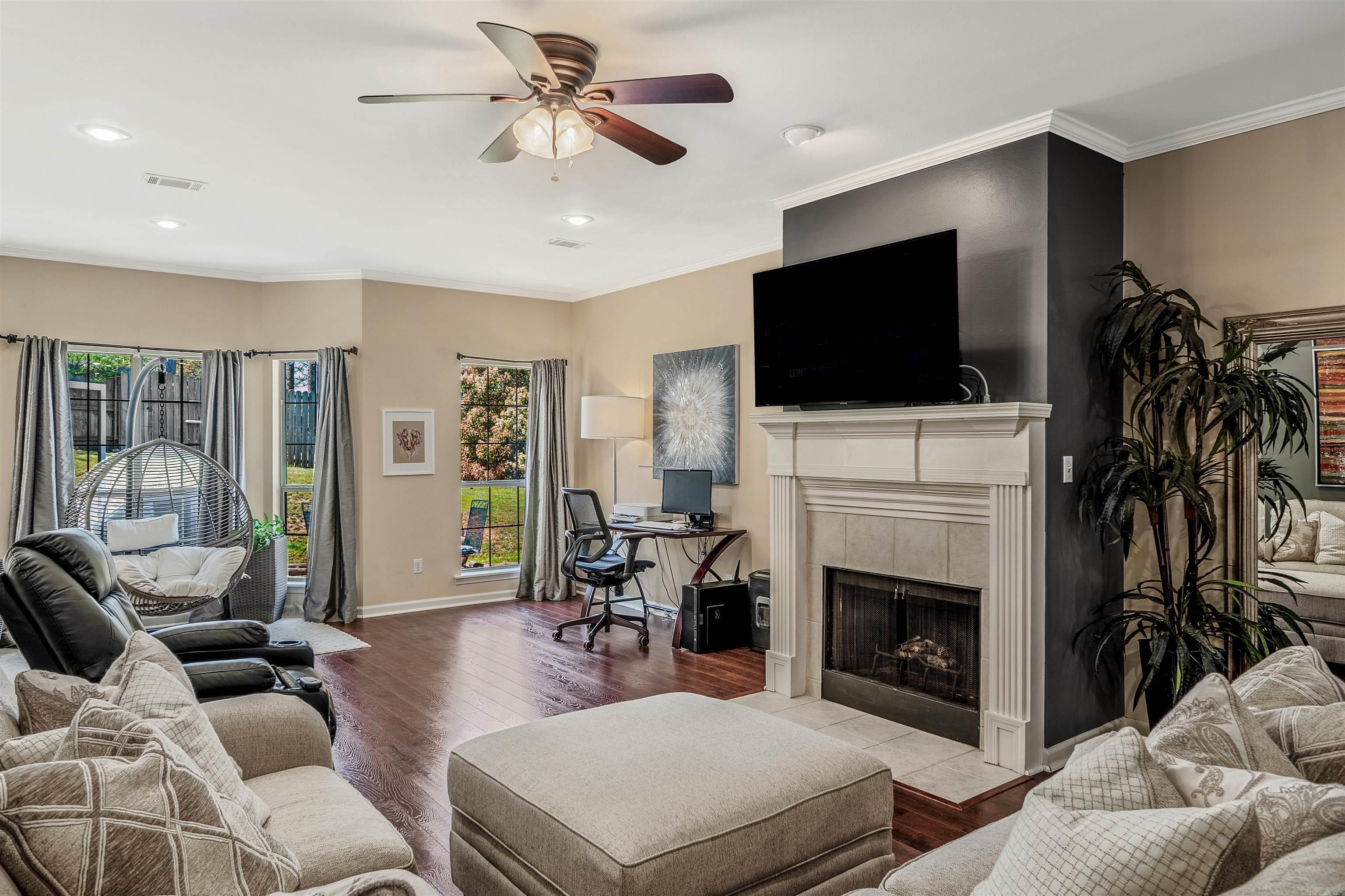 5 Topaz Lane Maumelle, AR 72113