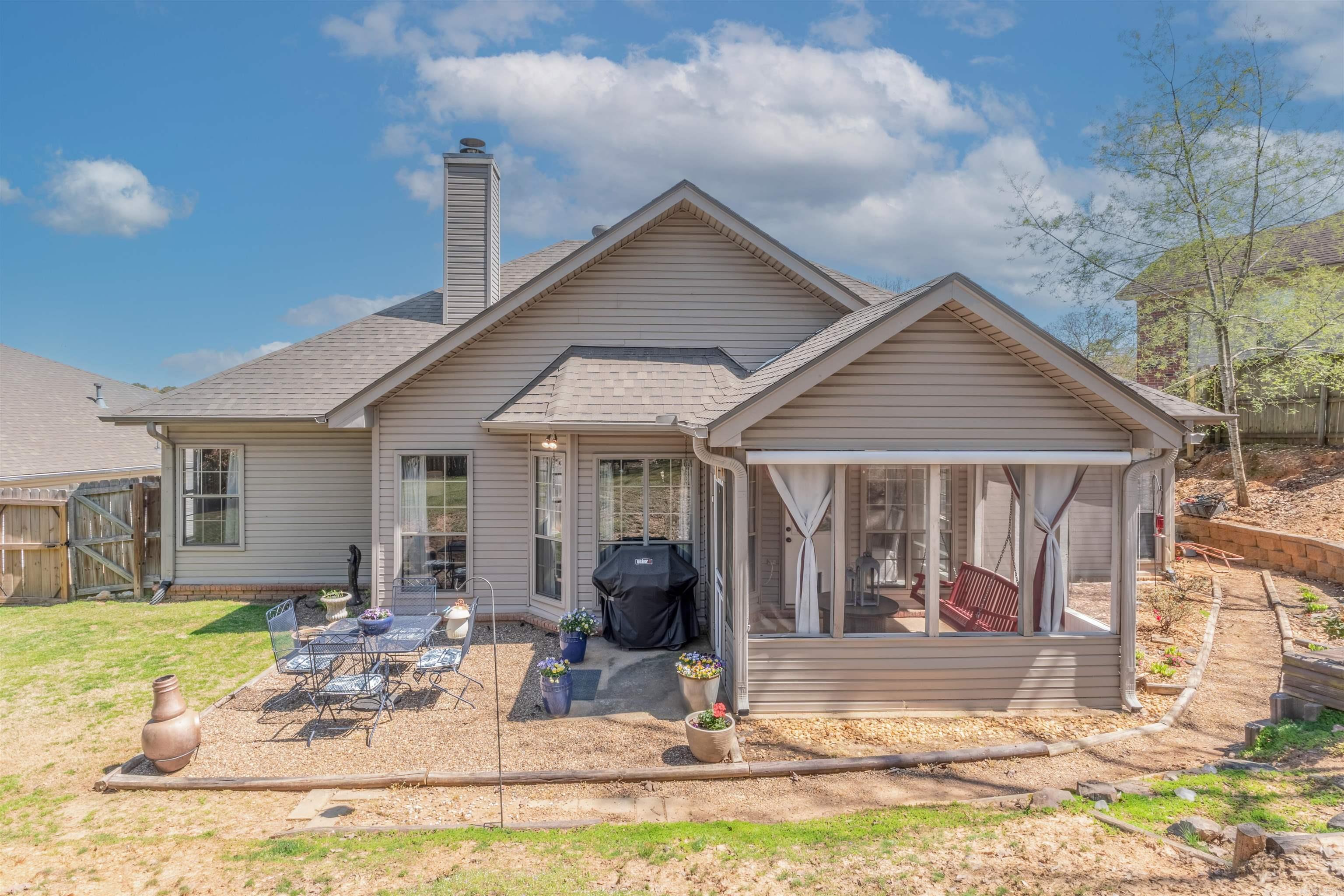 5 Topaz Lane Maumelle, AR 72113